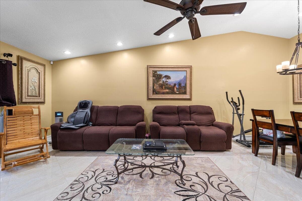 630 Sea Pine Way A, Greenacres, FL 33415 9