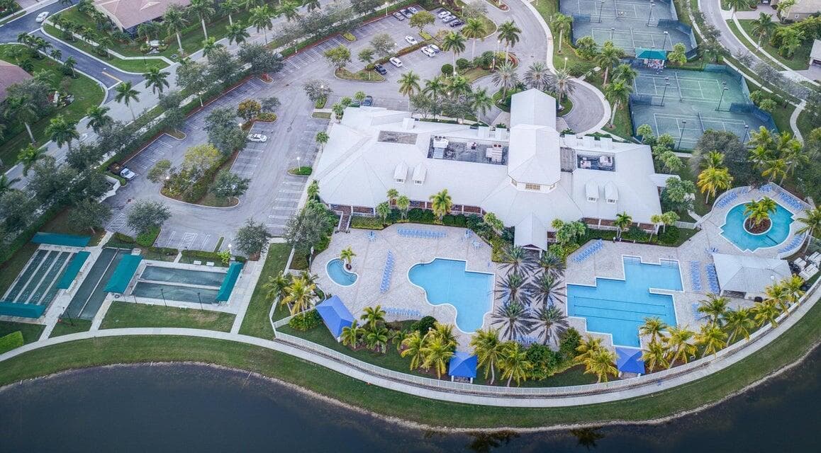 9938 Galleon Drive, West Palm Beach, FL 33411 25