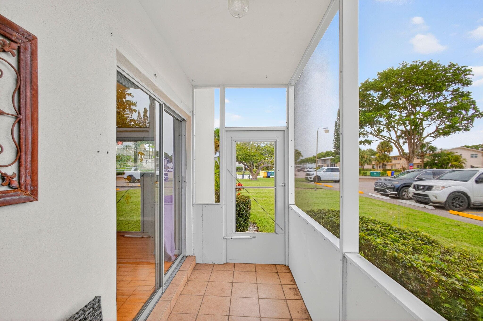 221 Coventry J, West Palm Beach, FL 33417 4