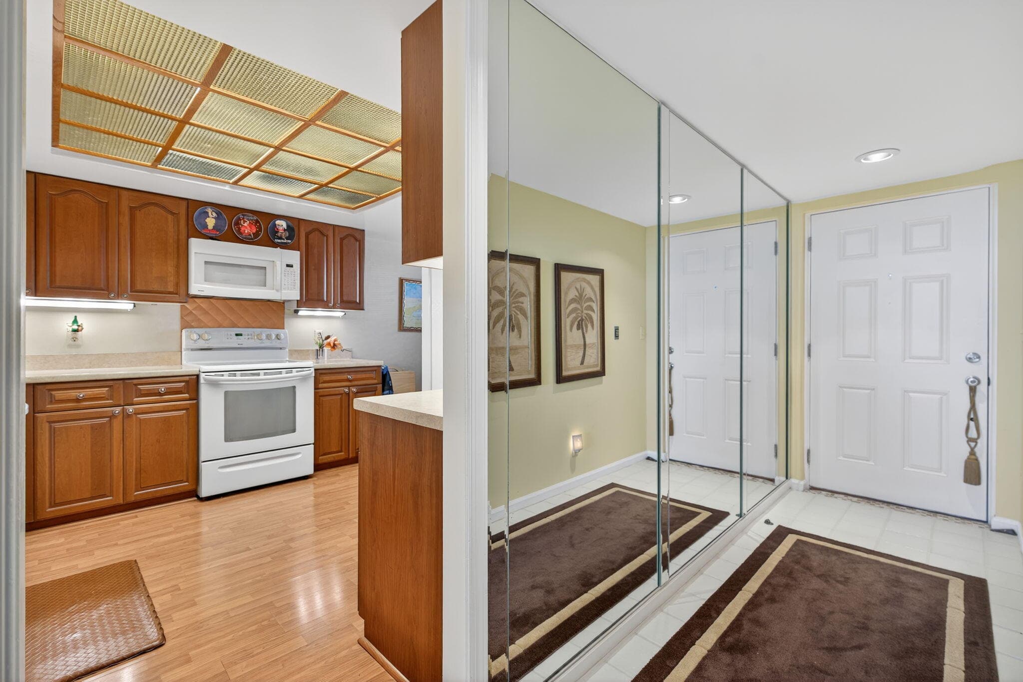 356 Golfview Road 609, North Palm Beach, FL 33408 32