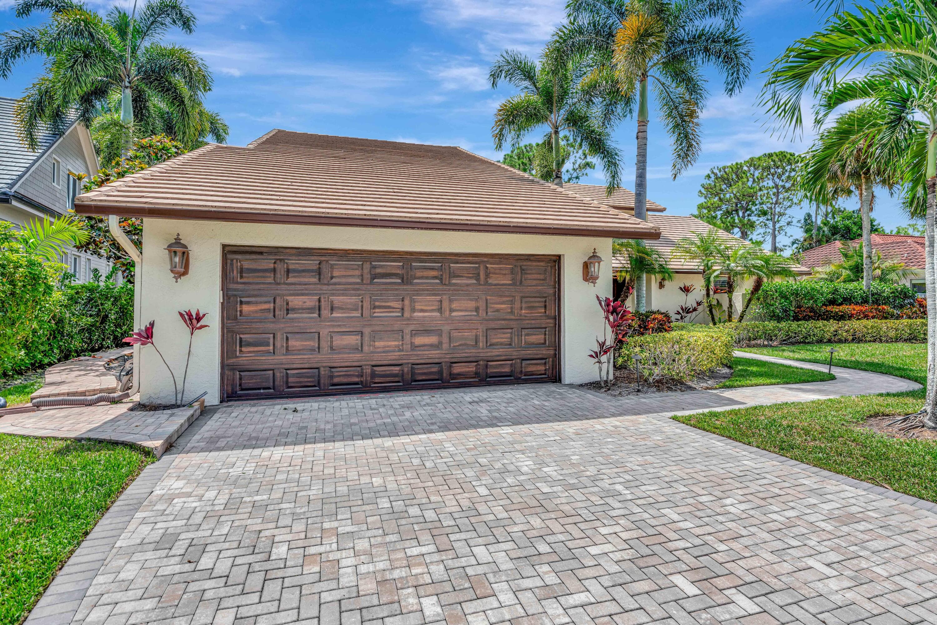 11 Berwick Road NE, Palm Beach Gardens, FL 33418 68