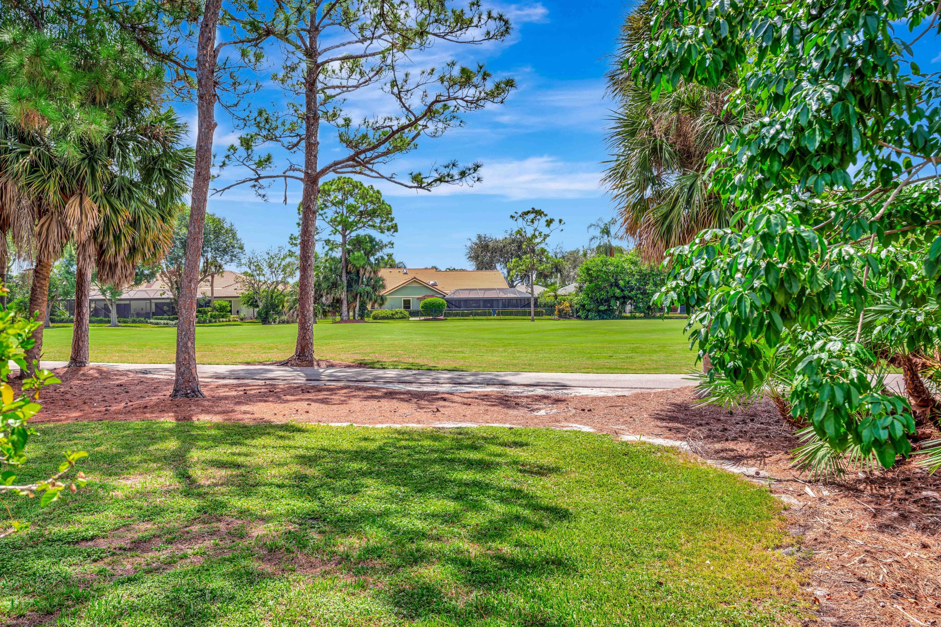 11 Berwick Road NE, Palm Beach Gardens, FL 33418 71