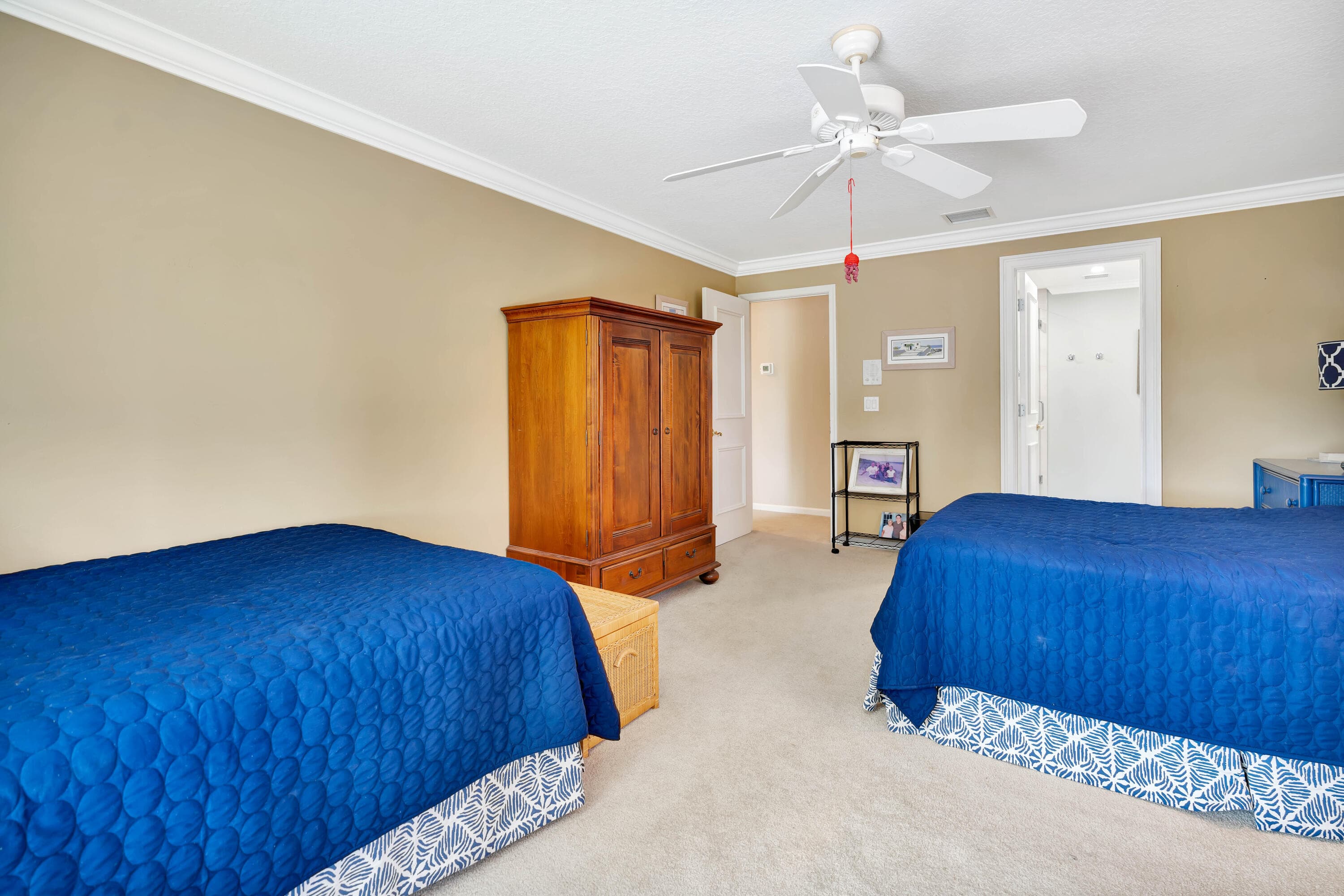 11 Berwick Road NE, Palm Beach Gardens, FL 33418 49