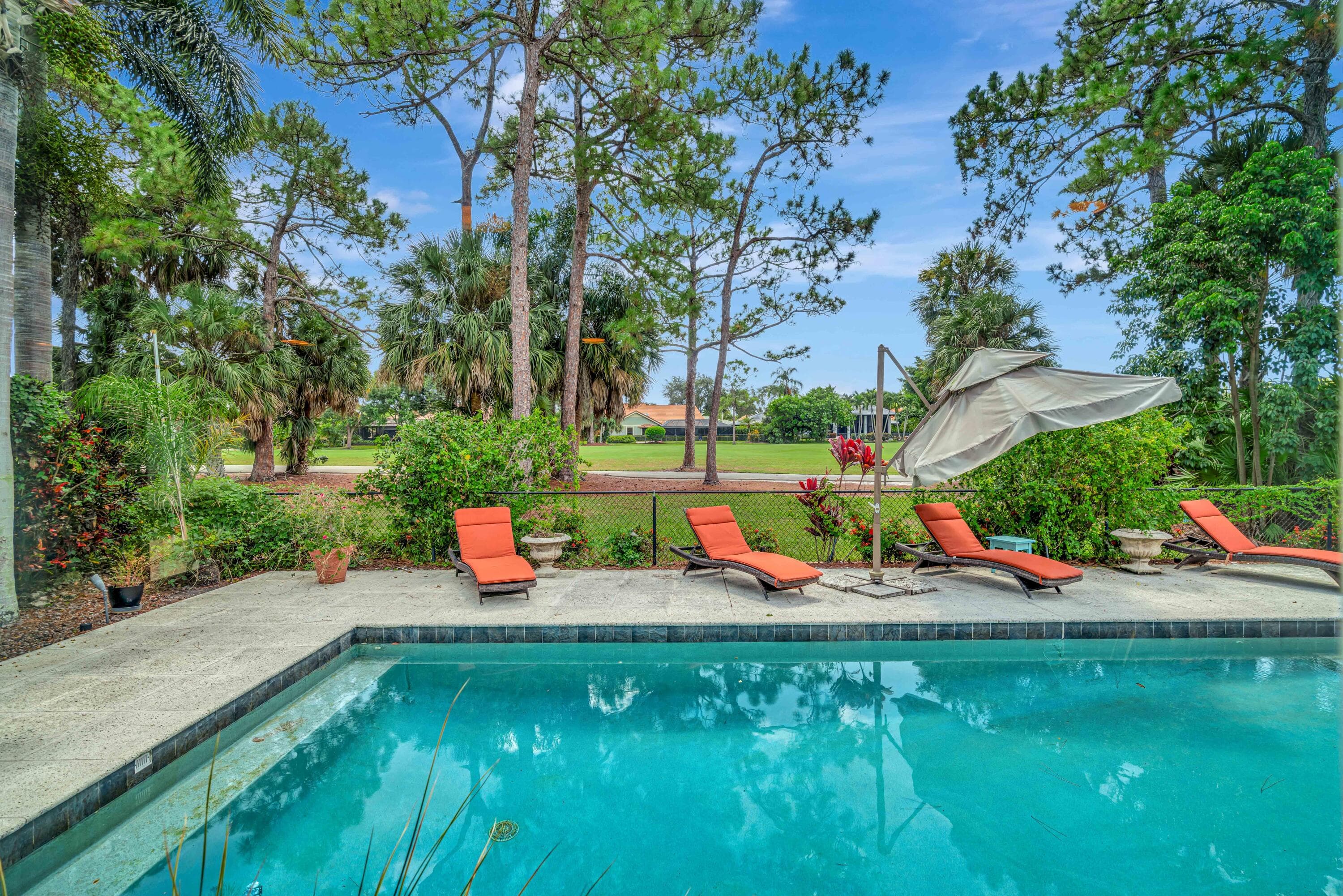 11 Berwick Road NE, Palm Beach Gardens, FL 33418 92