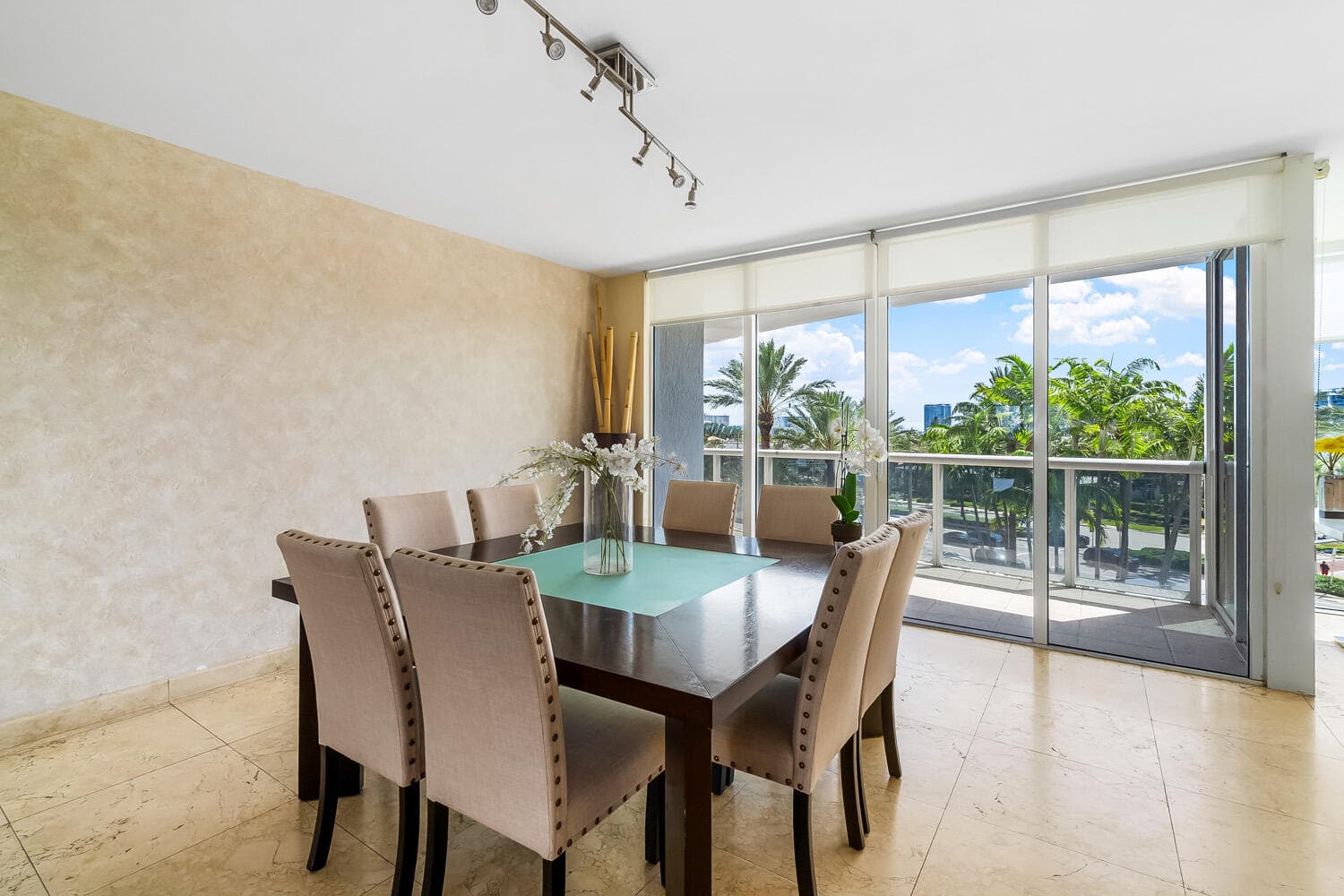 18911 Collins Avenue 506 On 5th Floor, Sunny Isles Beach, FL 33160 24