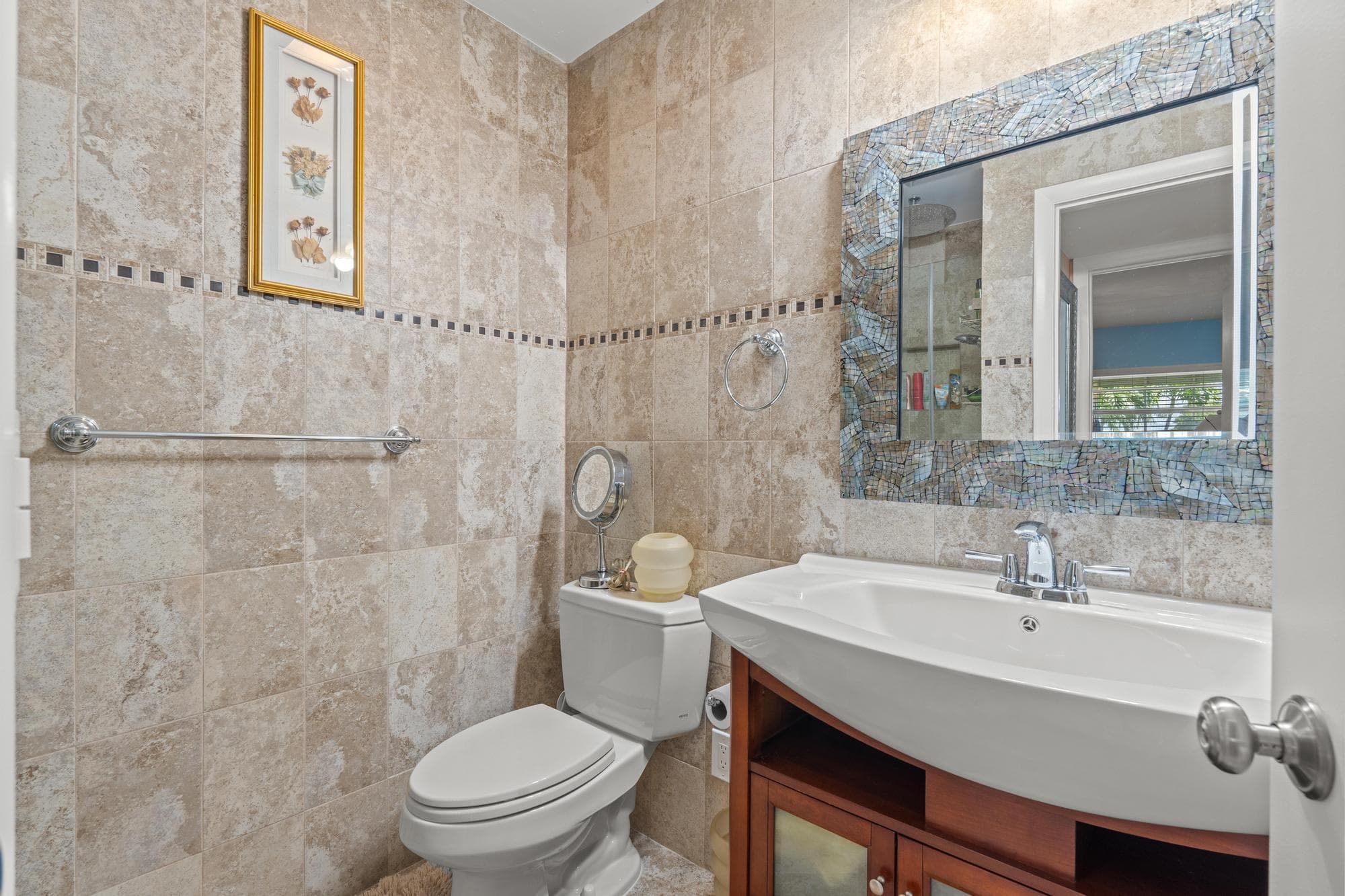 480 Flanders J, Delray Beach, FL 33484 17