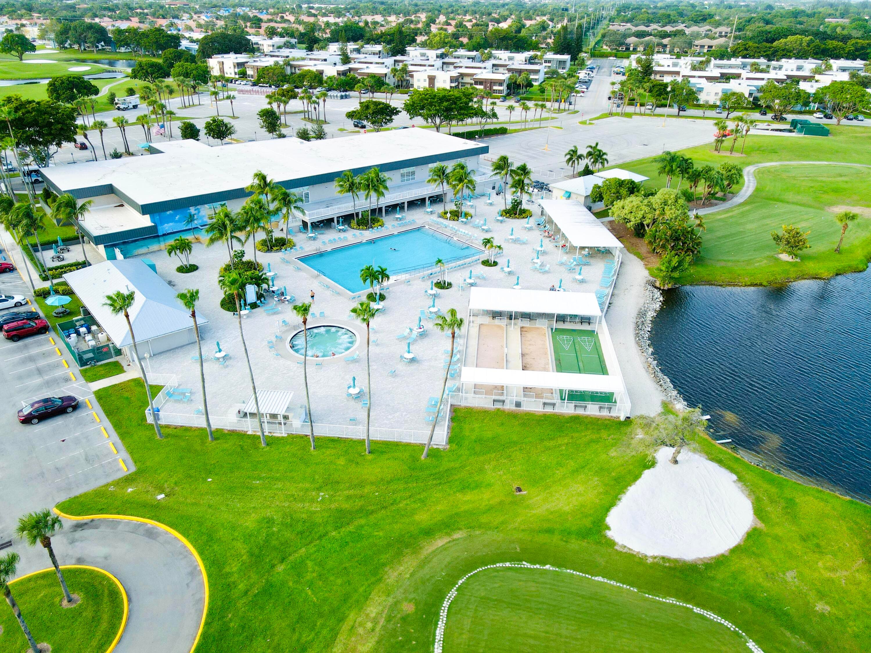 480 Flanders J, Delray Beach, FL 33484 34