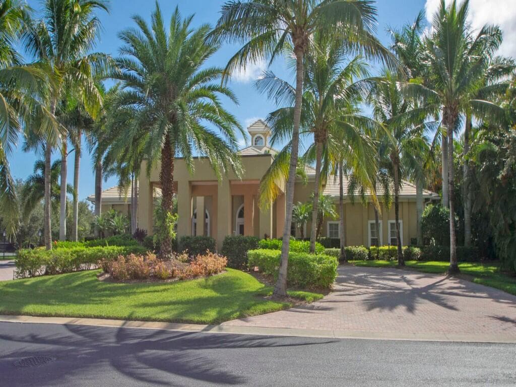 1208 Riverwind Circle, Vero Beach, FL 32967 41