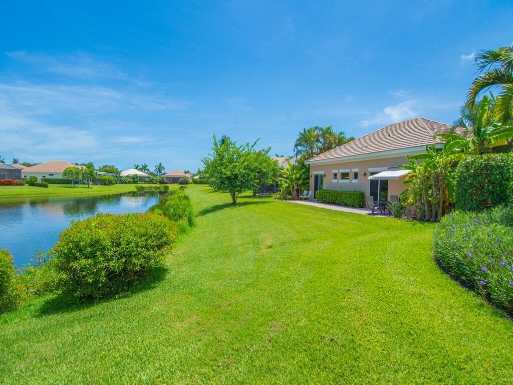1208 Riverwind Circle, Vero Beach, FL 32967 35