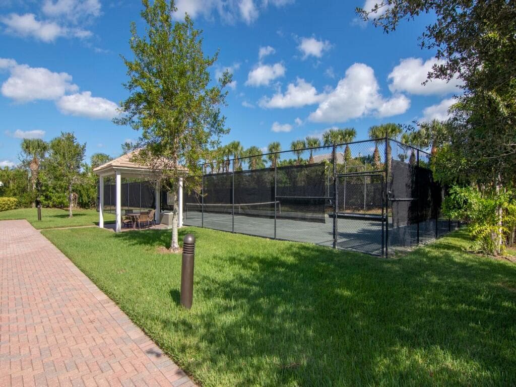 1208 Riverwind Circle, Vero Beach, FL 32967 50