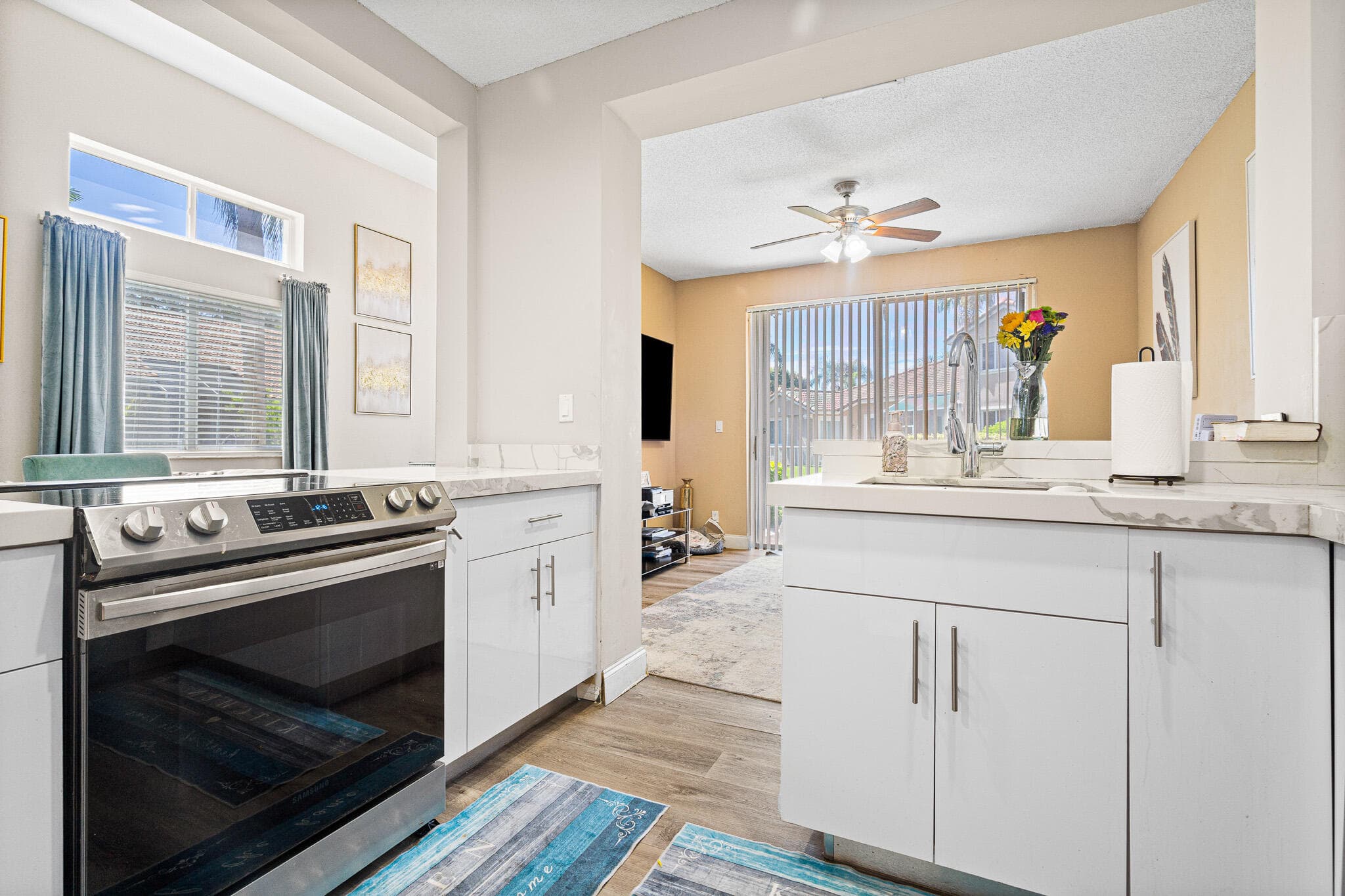 15822 SW 10th Street, Pembroke Pines, FL 33027 12