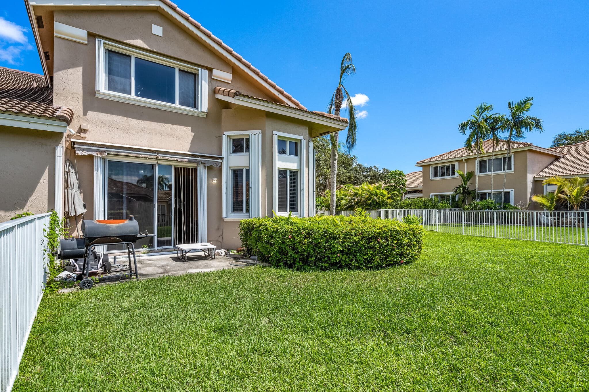 15822 SW 10th Street, Pembroke Pines, FL 33027 32