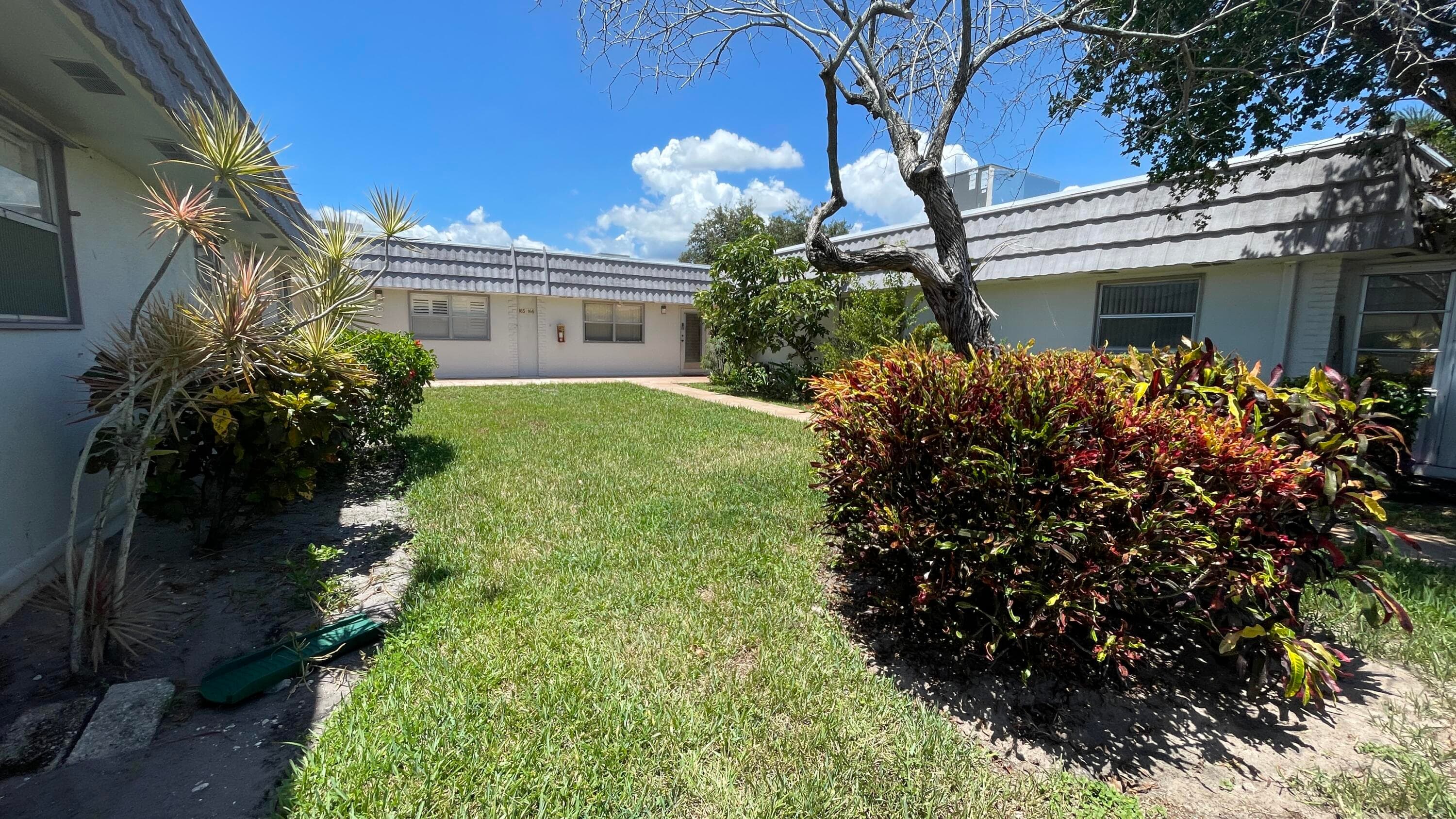 166 Valencia G, Delray Beach, FL 33446 2