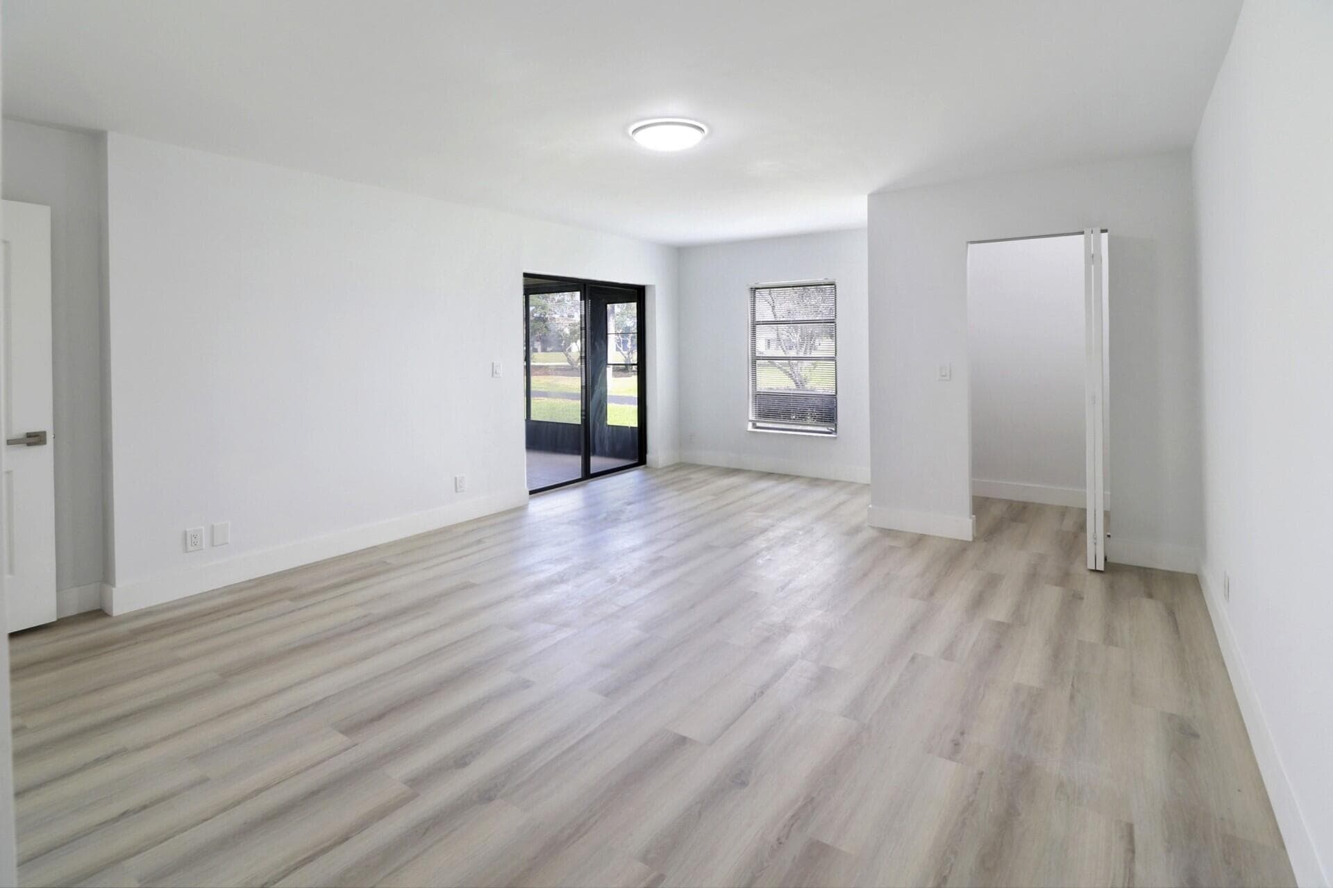 7270 Ashford Place 106, Delray Beach, FL 33446 21