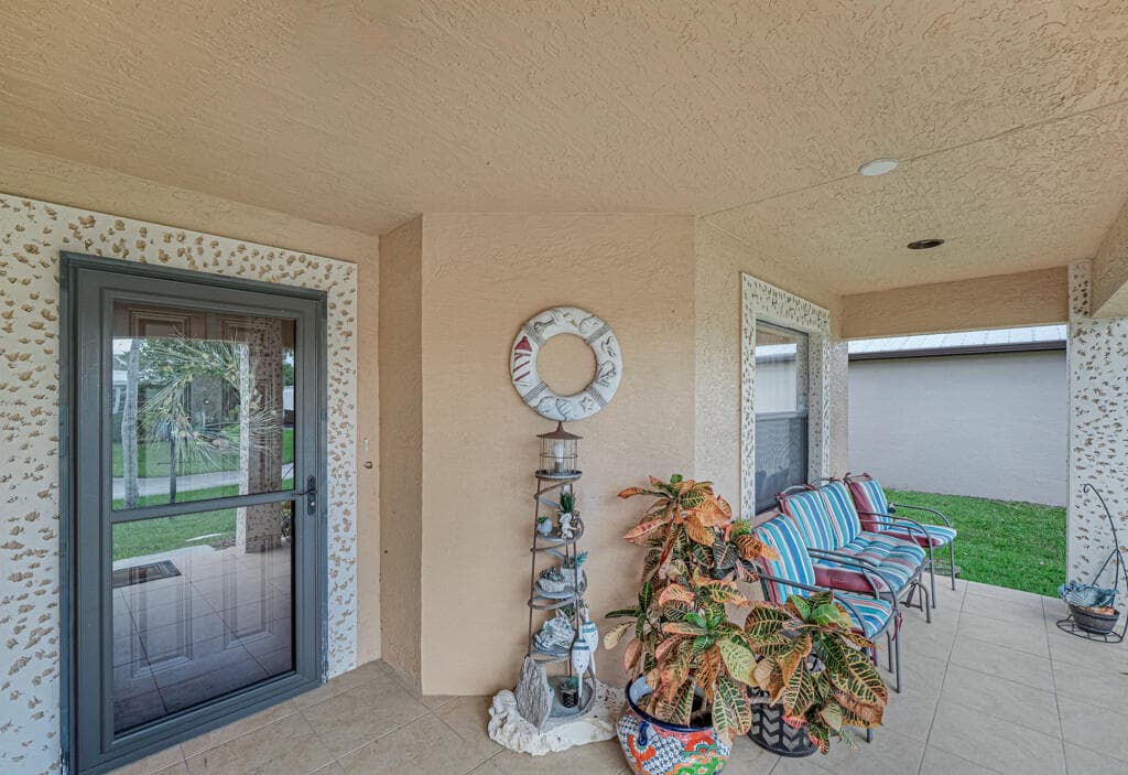 32 Oro Grande Way, Port St. Lucie, FL 34952 5
