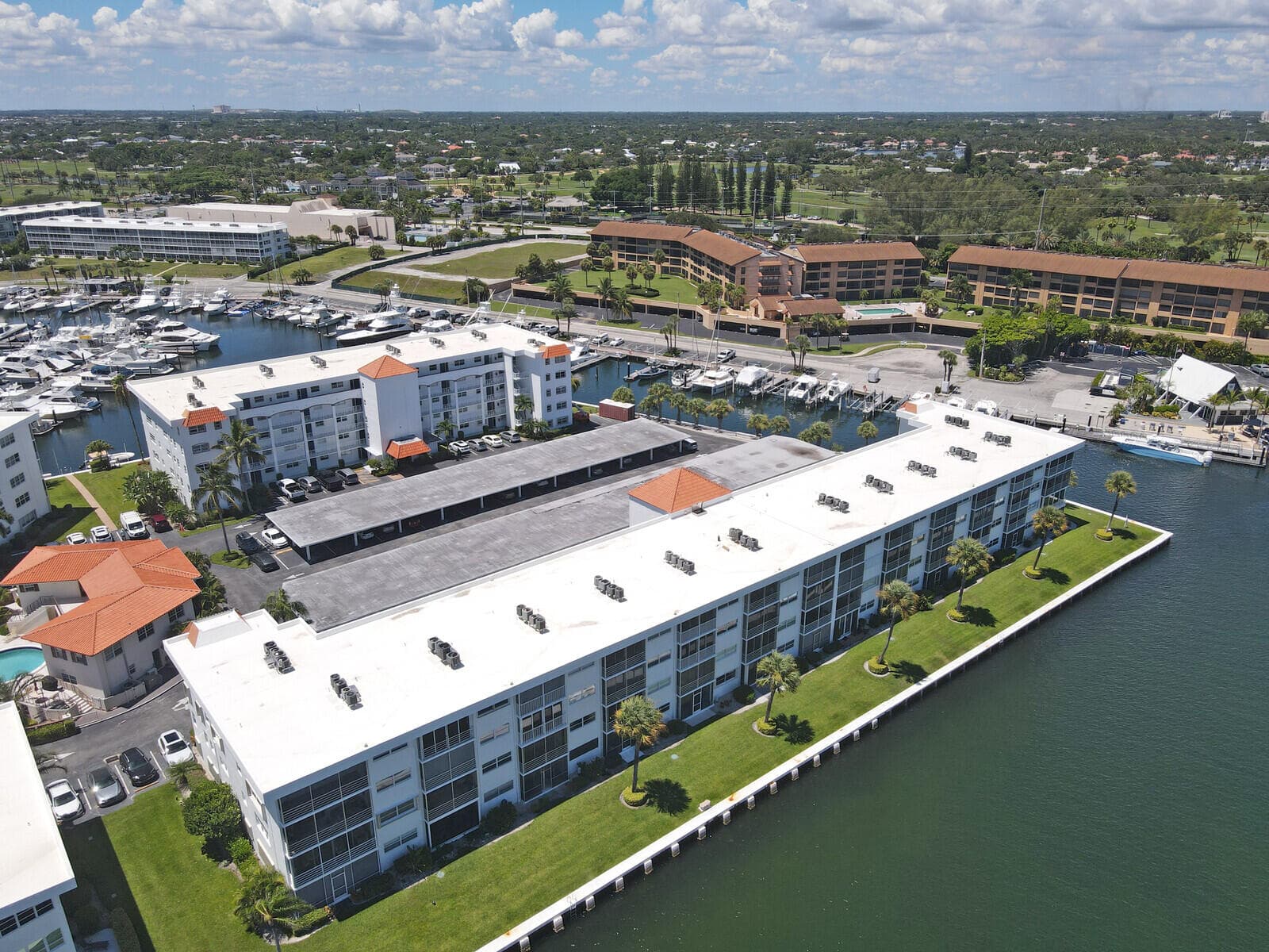 20 Yacht Club Drive 403, North Palm Beach, FL 33408 8
