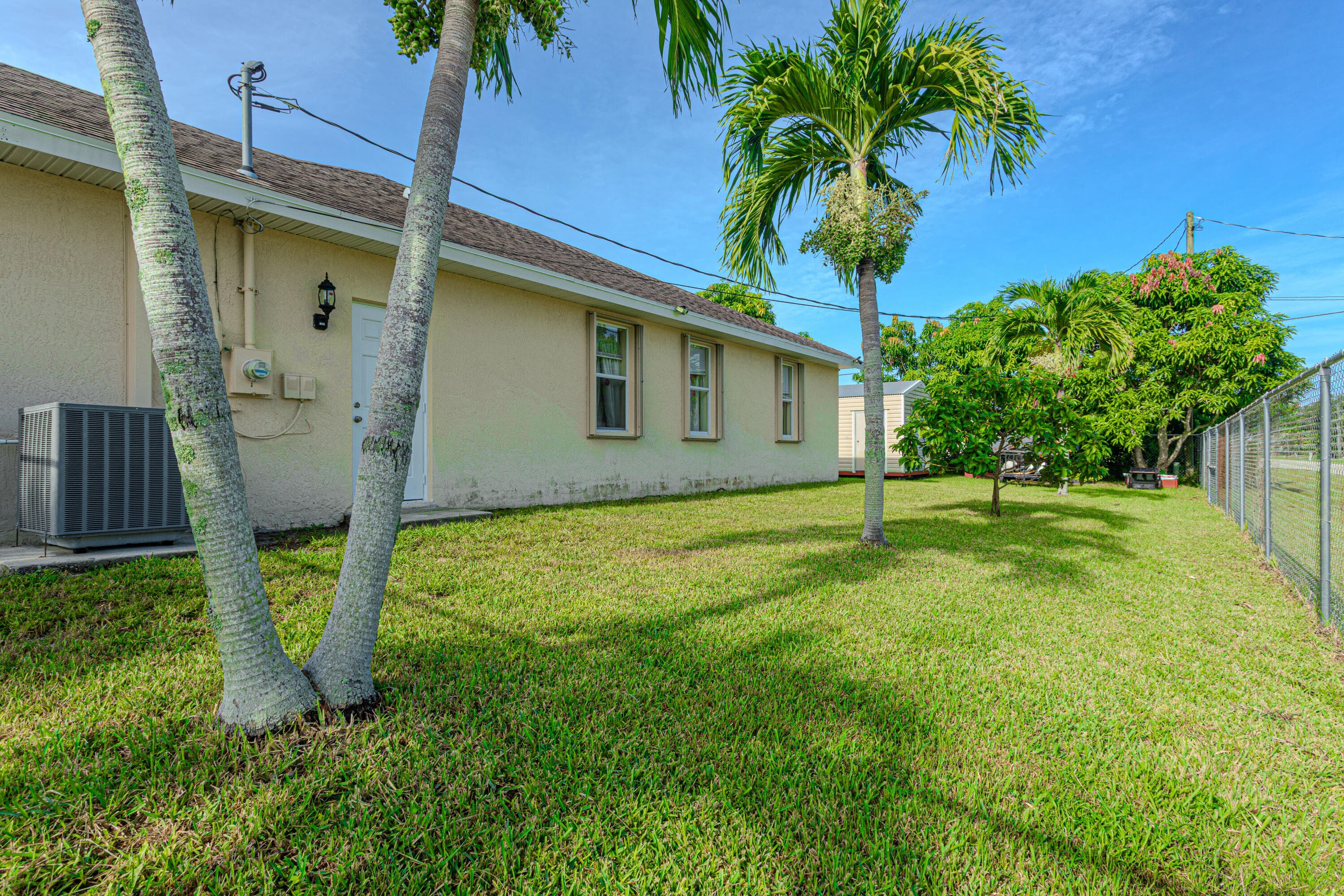 1518 SW Hutchins Street, Port St. Lucie, FL 34983 27