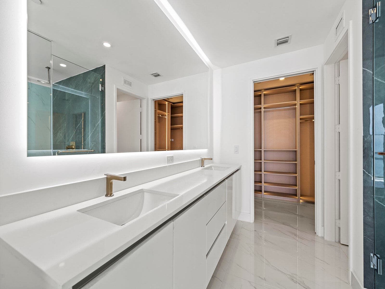700 NE 24th Street 3002, Miami, FL 33137 15