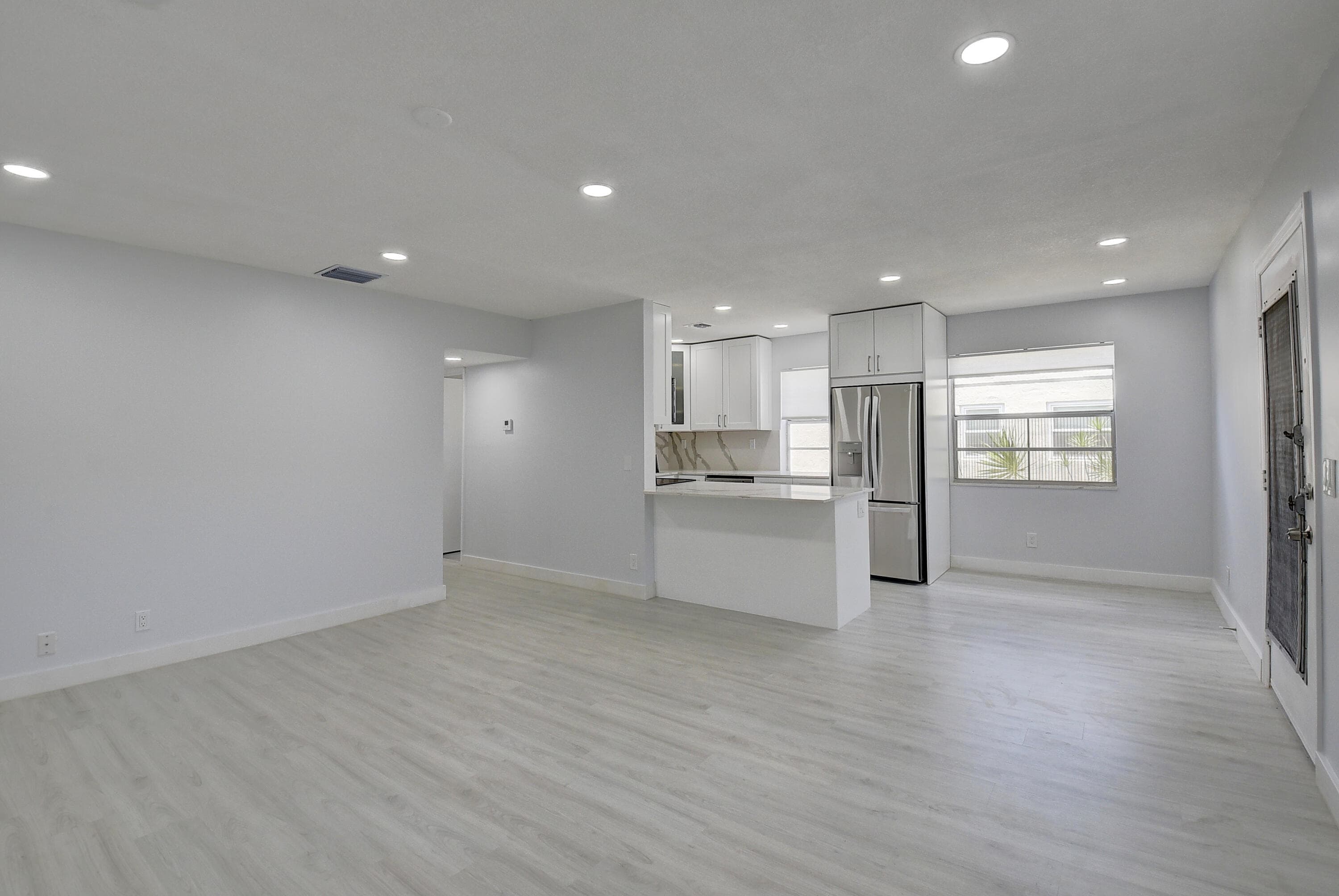 318 Monaco G G, Delray Beach, FL 33446 30