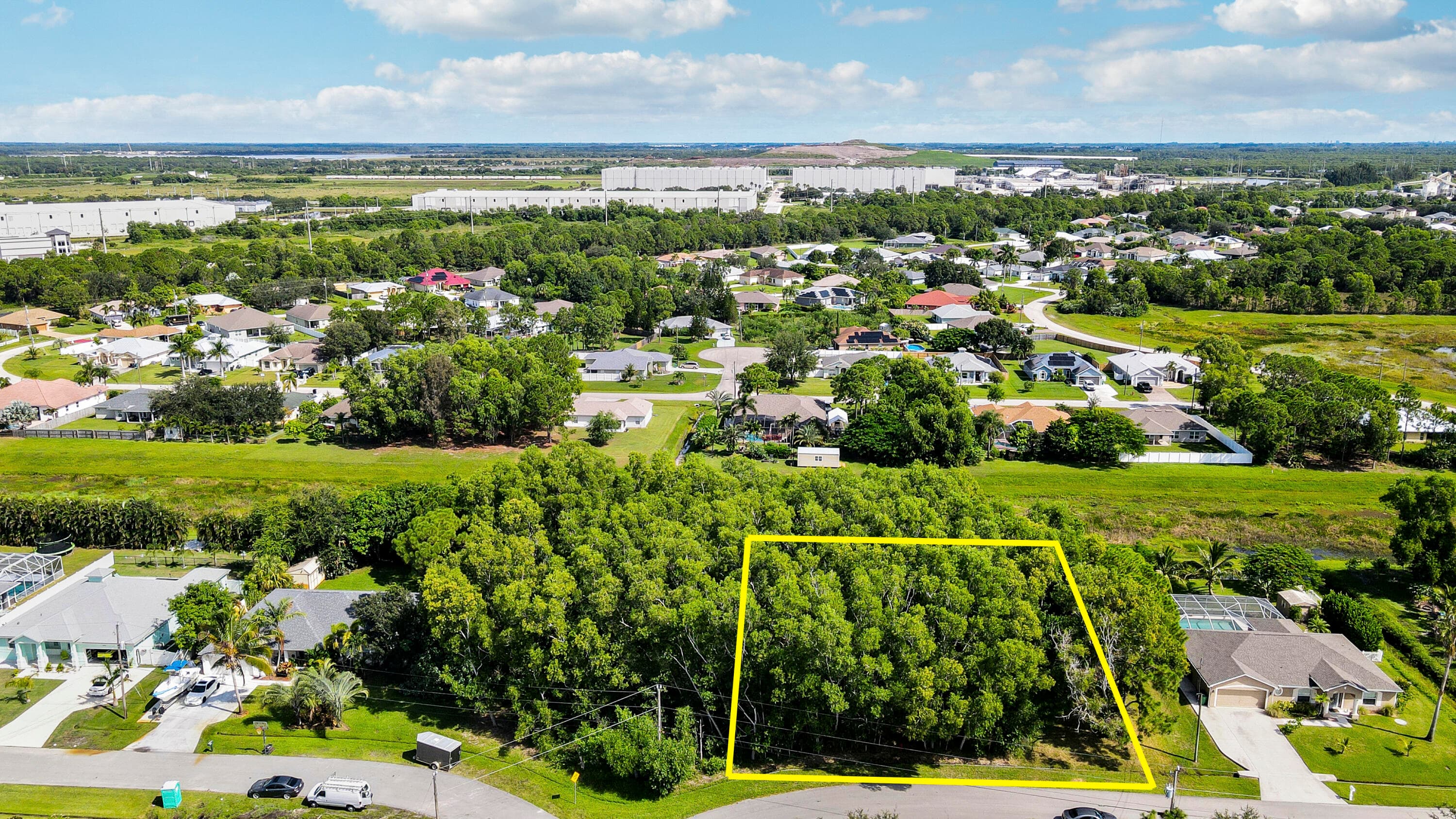 5488 NW Boydga Avenue, Port St. Lucie, FL 34986