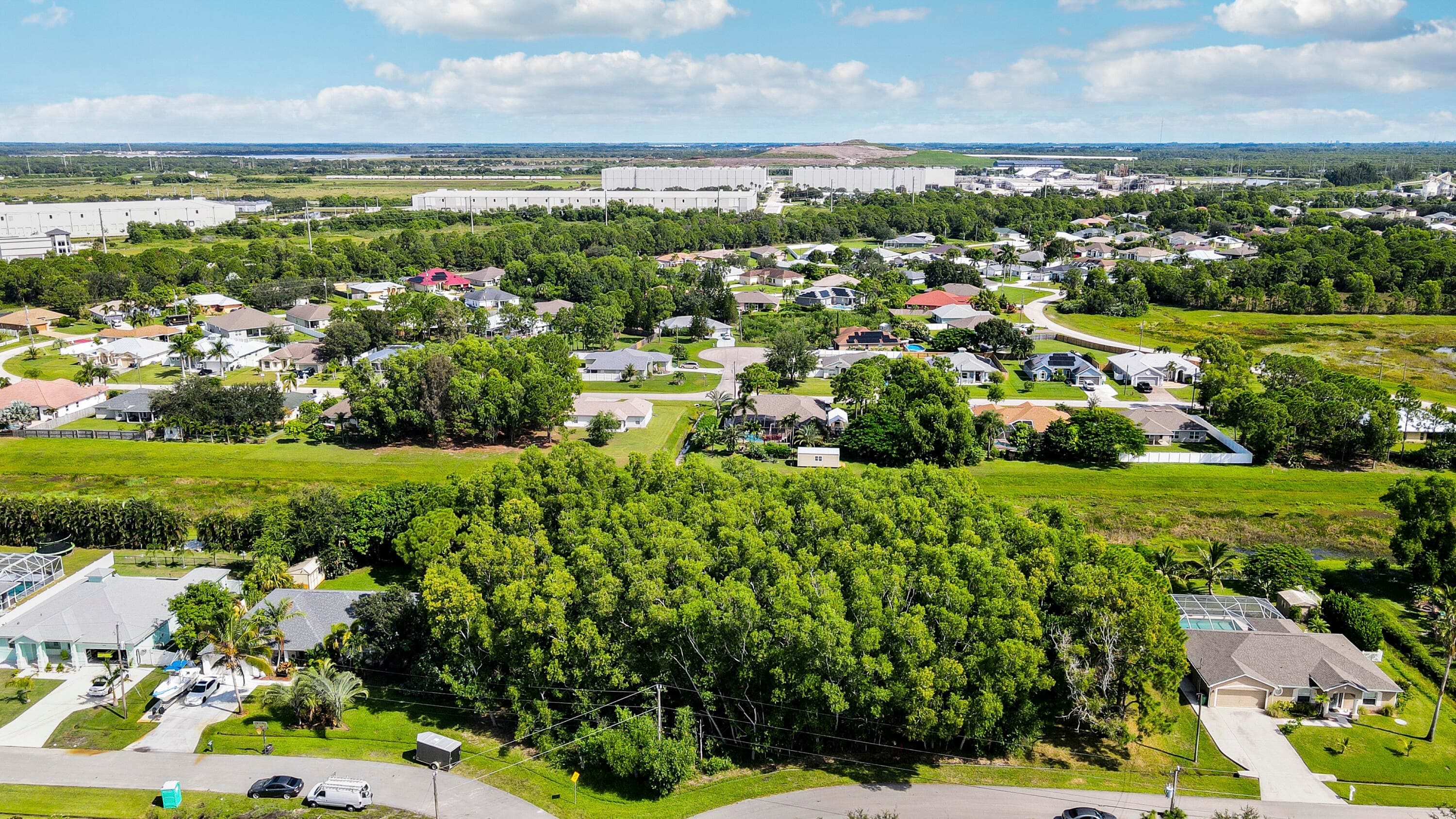 5488 NW Boydga Avenue, Port St. Lucie, FL 34986 2