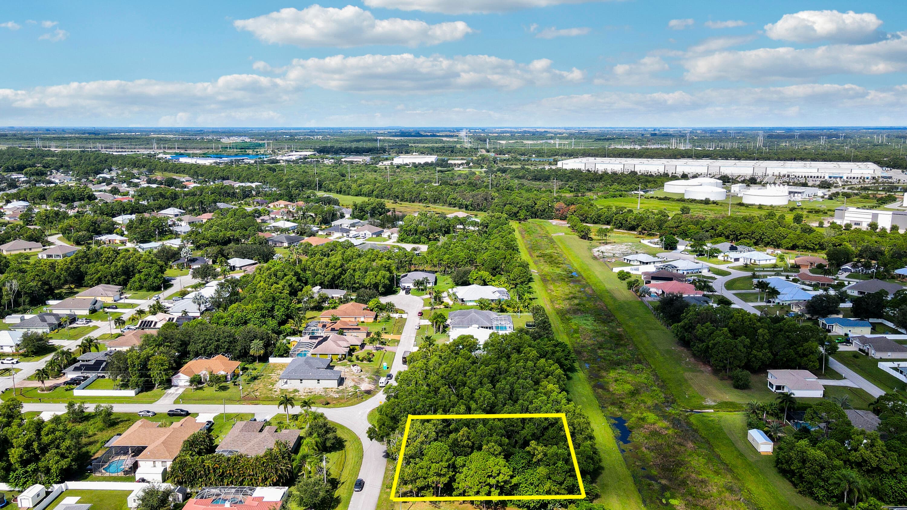 5488 NW Boydga Avenue, Port St. Lucie, FL 34986 23
