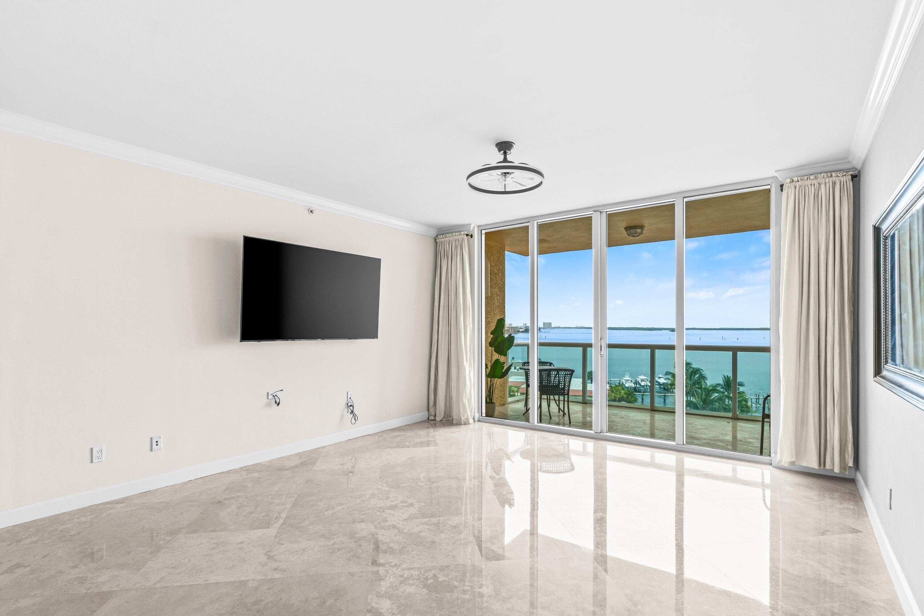 2650 Lake Shore Drive 703, Riviera Beach, FL 33404 10