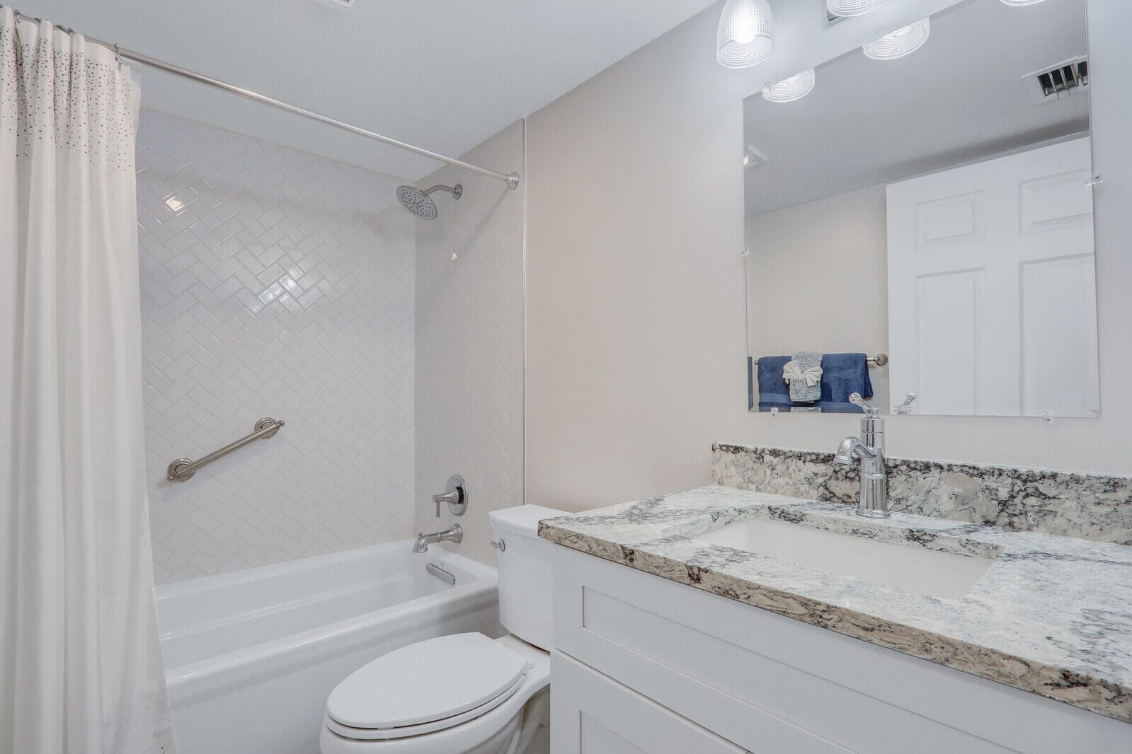 4444 NE Ocean Boulevard E2, Jensen Beach, FL 34957 14