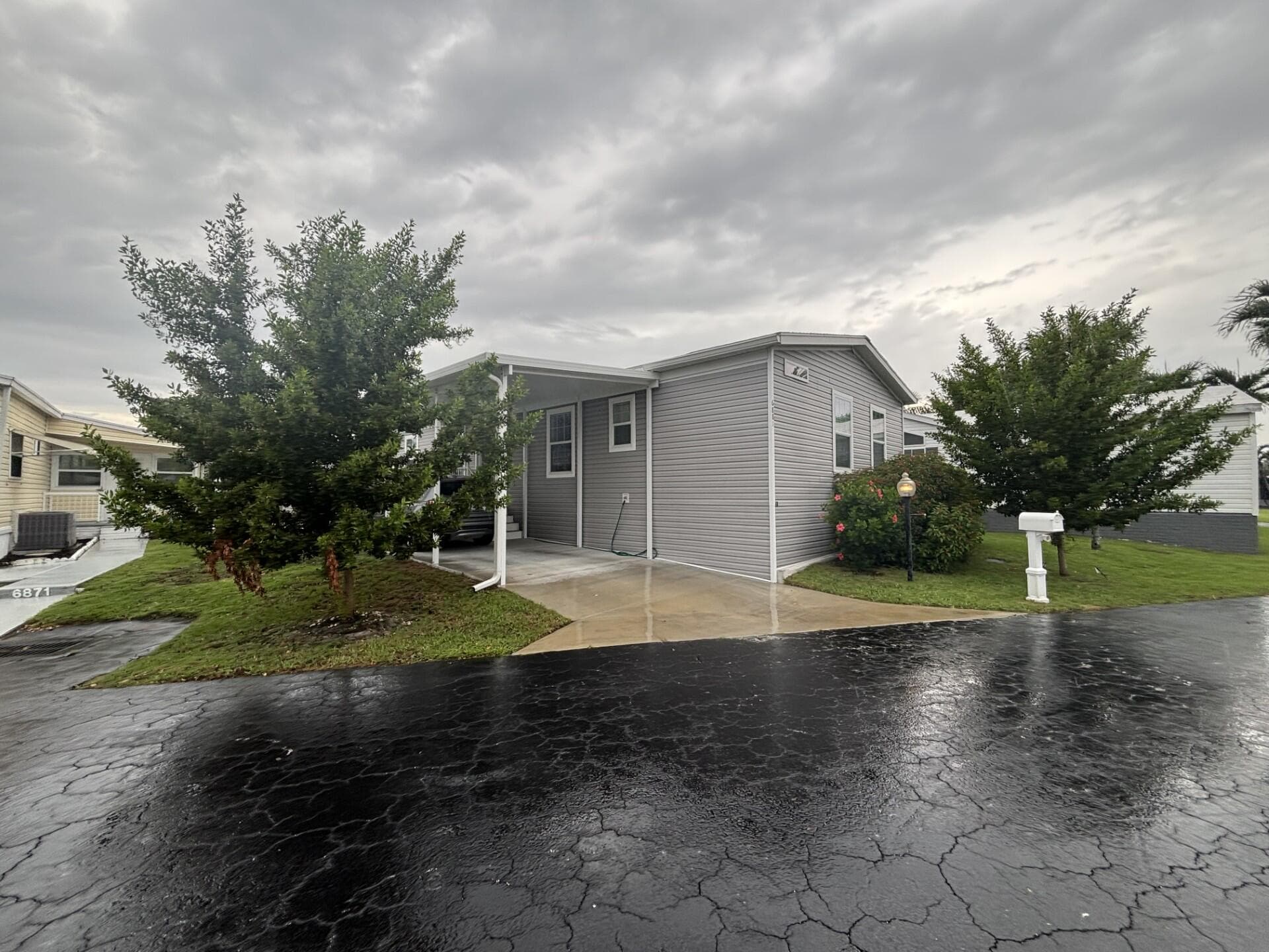 6881 NW 43rd Terrace, Coconut Creek, FL 33073 2