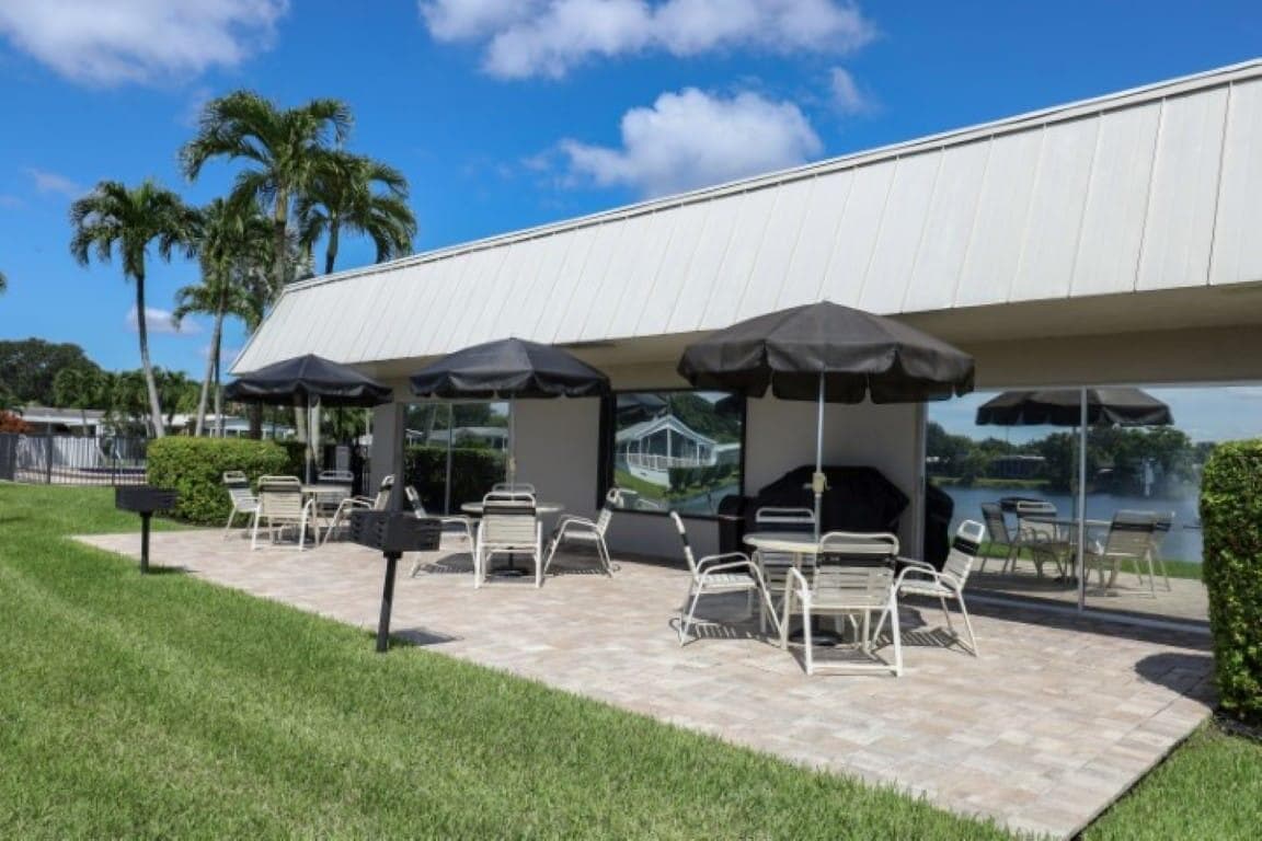 6881 NW 43rd Terrace, Coconut Creek, FL 33073 43