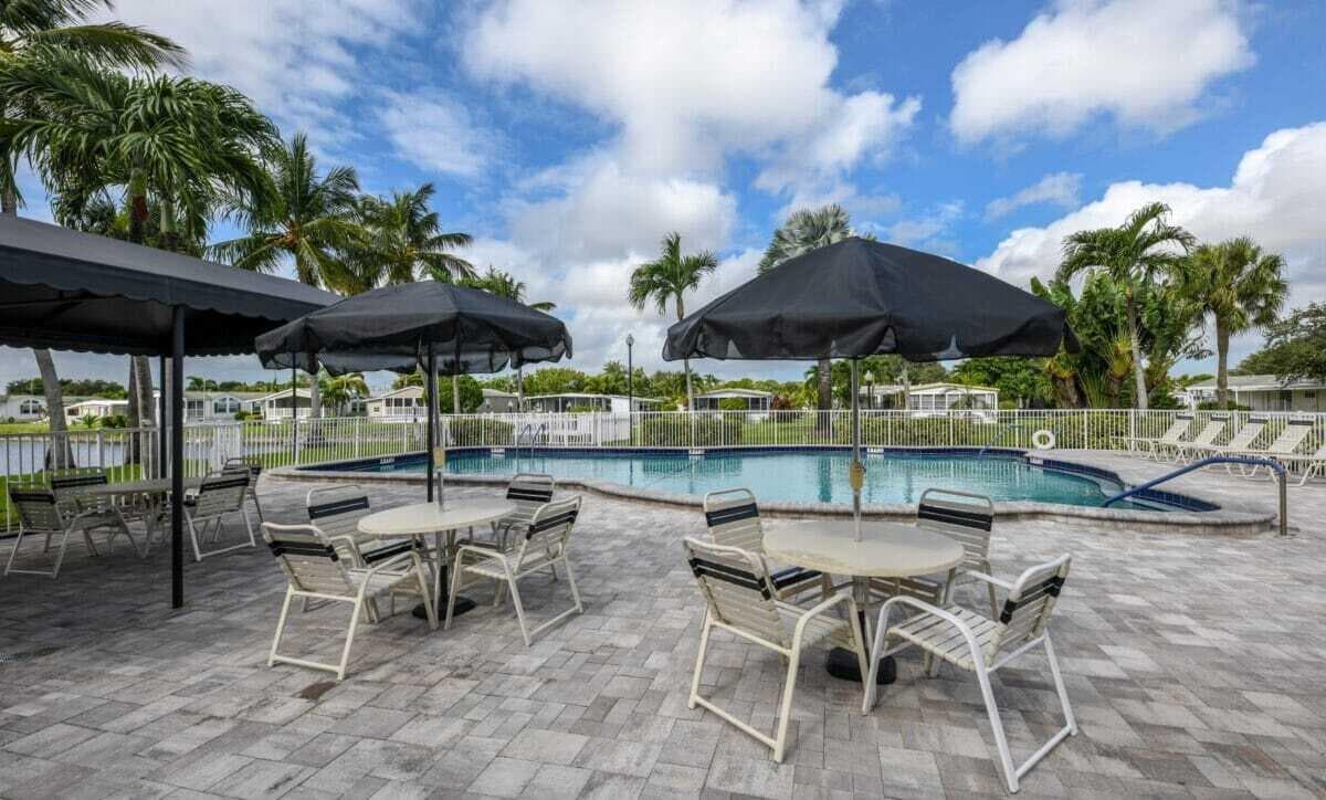 6881 NW 43rd Terrace, Coconut Creek, FL 33073 48