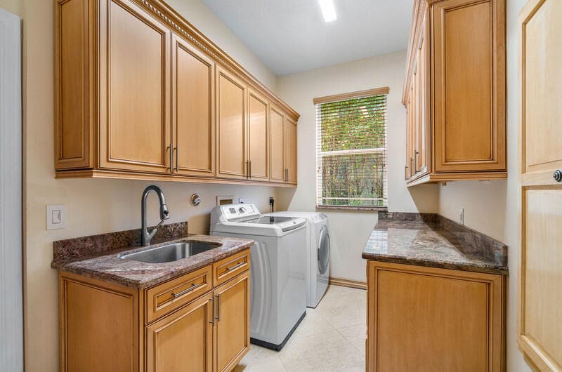 12 Martinique Cove, Palm Beach Gardens, FL 33418 19