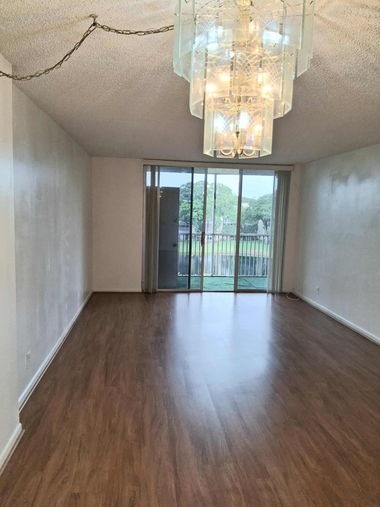 3301 NW 47th Terrace 403, Lauderdale Lakes, FL 33319 4