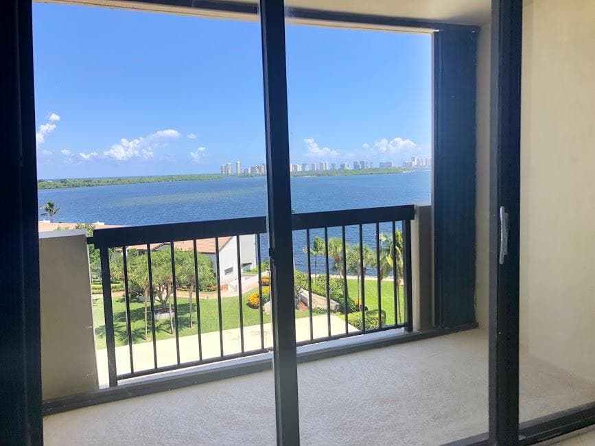 115 Lakeshore Drive 746, North Palm Beach, FL 33408 24