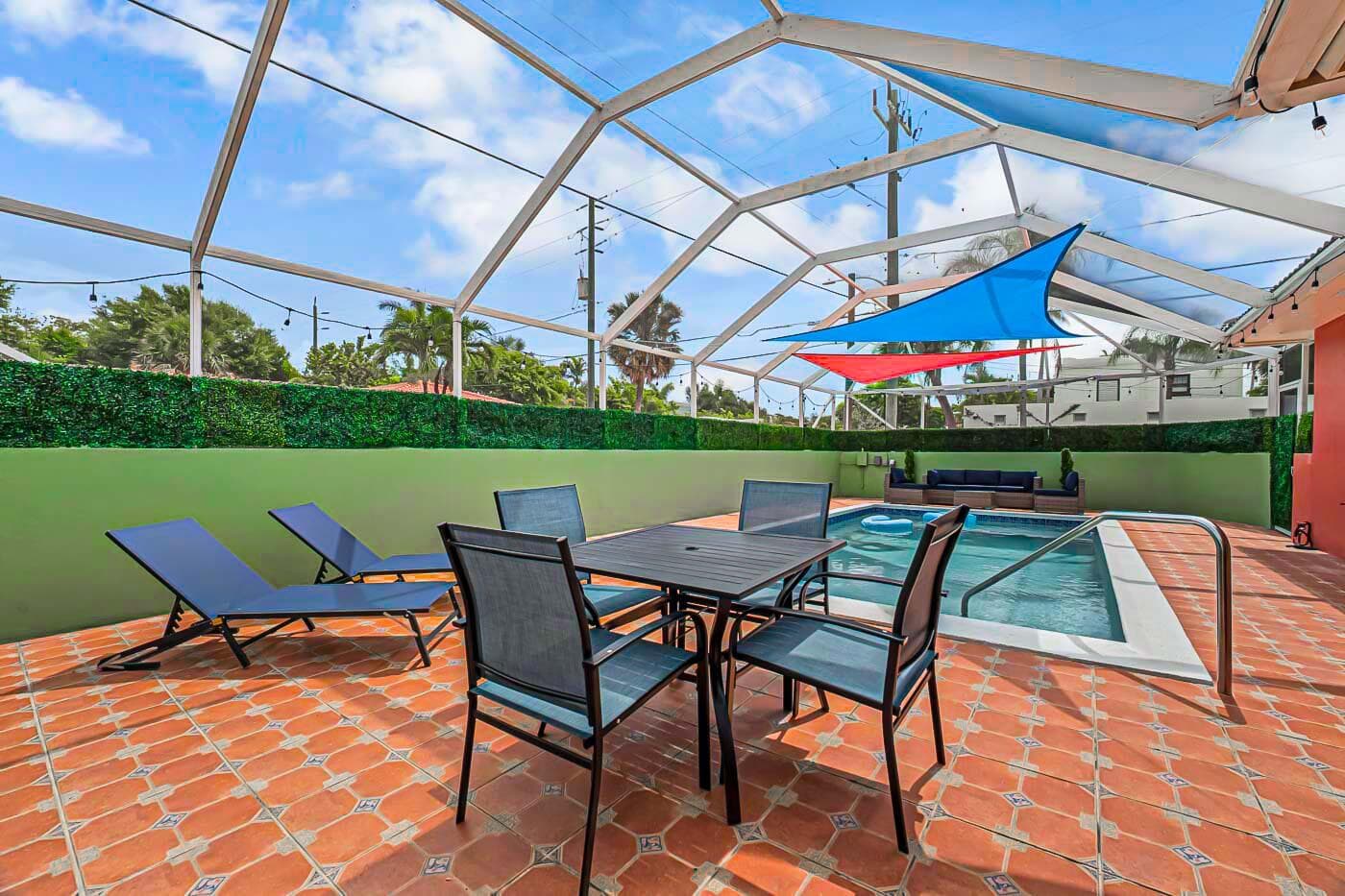 532 N Palmway, Lake Worth Beach, FL 33460 5