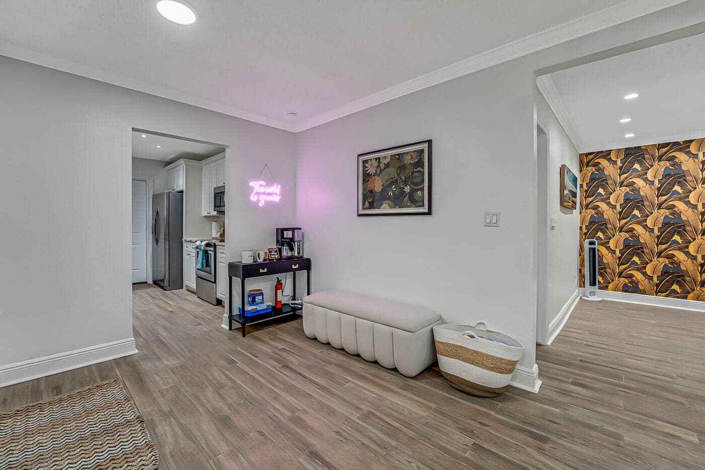 532 N Palmway, Lake Worth Beach, FL 33460 17