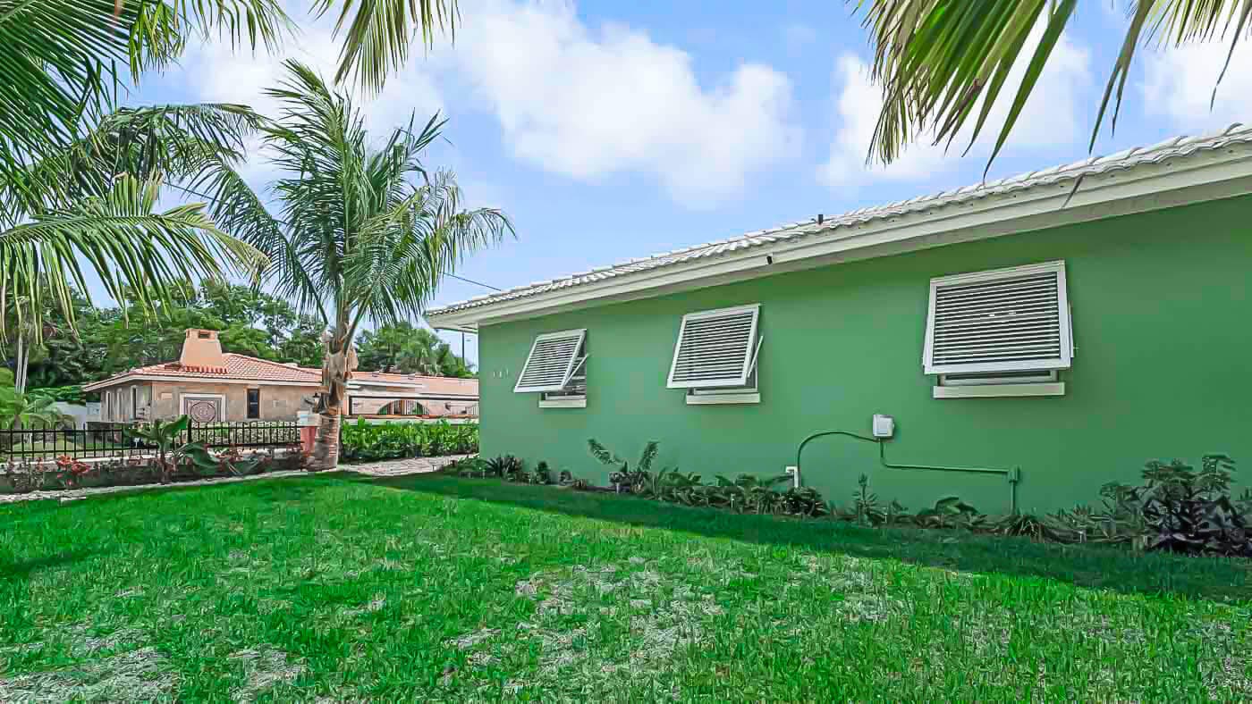 532 N Palmway, Lake Worth Beach, FL 33460 61