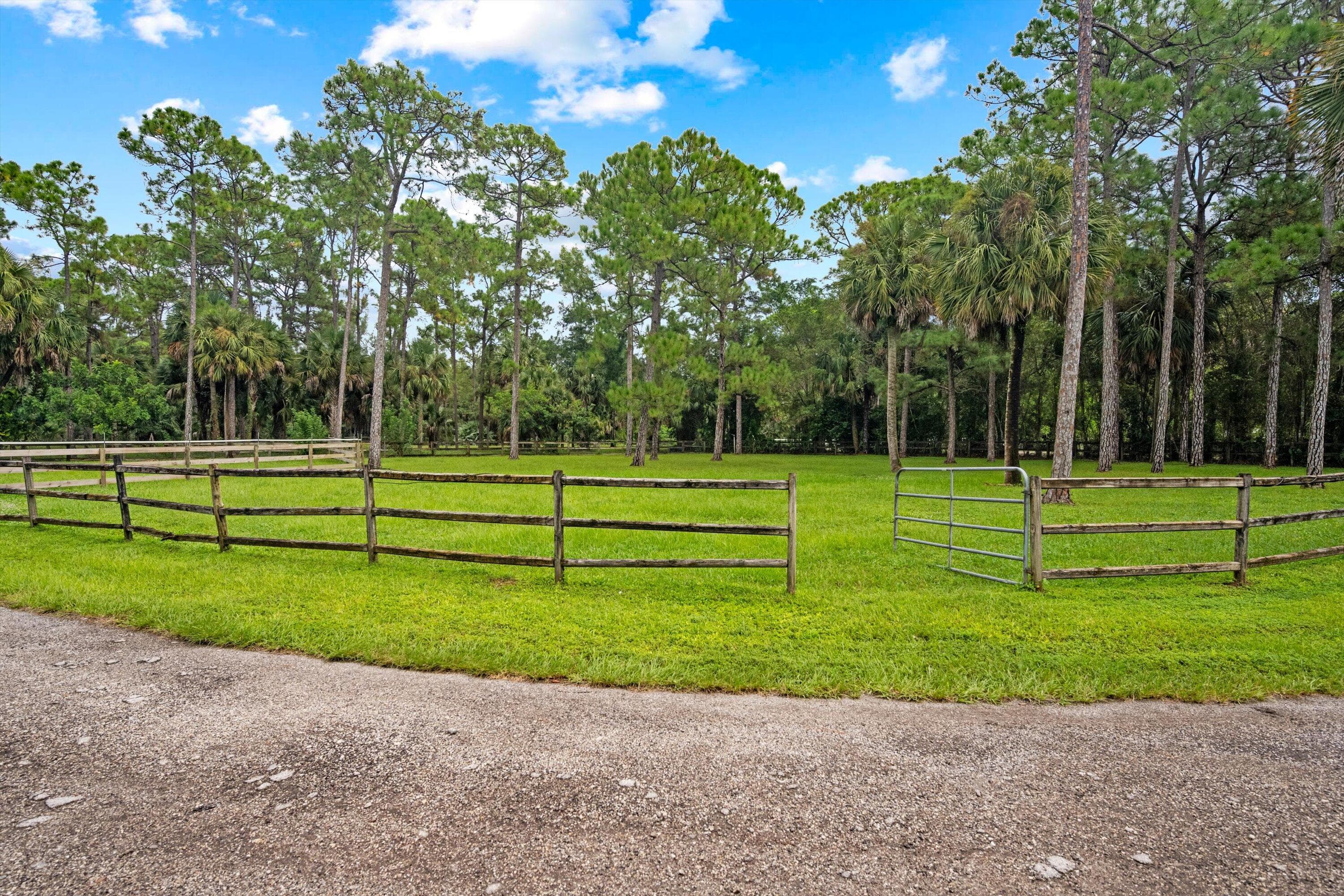 2915 Doe Trail, The Acreage, FL 33470 15