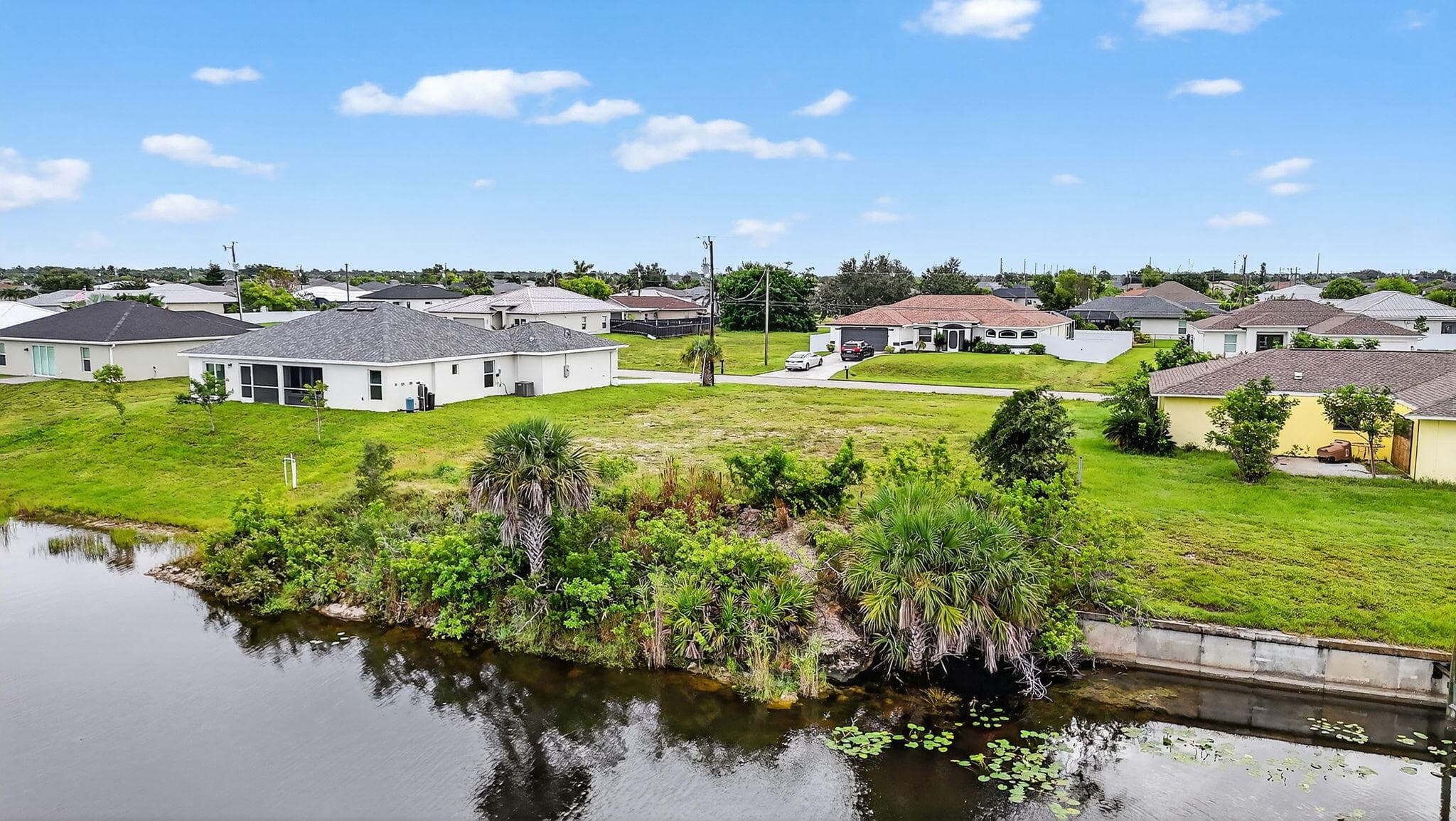 2616 NW 4th Place, Cape Coral, FL 33993 25