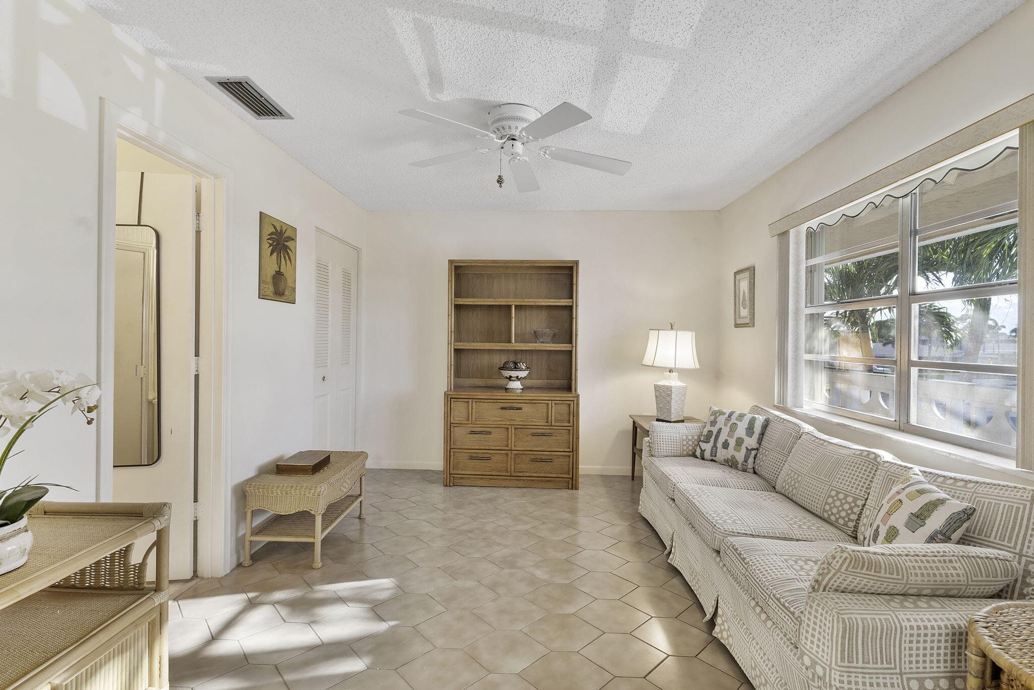 1050 Citrus 202, Delray Beach, FL 33445 4