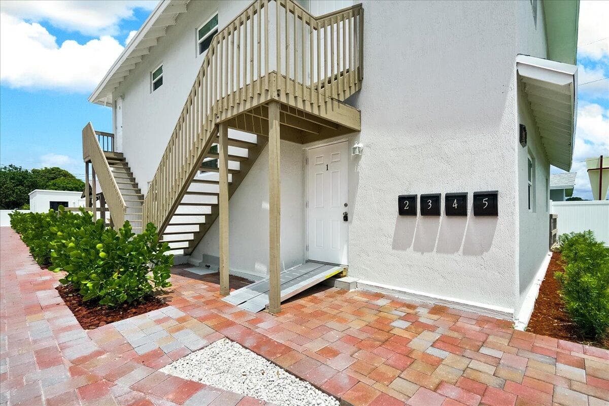 305 Cypress Drive E 1,2,3,4,5, Lake Park, FL 33403 6