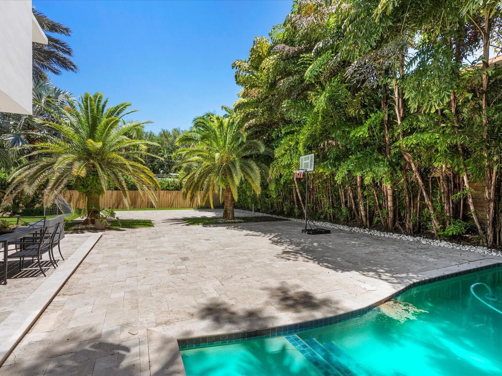 3917 SW 42nd Avenue, Miami, FL 33146 54