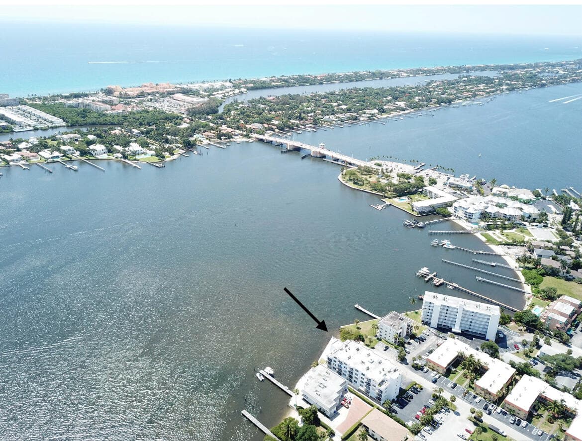 301 Croton Avenue 305, Lantana, FL 33462 26