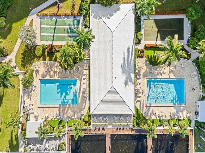 3300 S Ocean Boulevard 320-c, Highland Beach, FL 33487 32