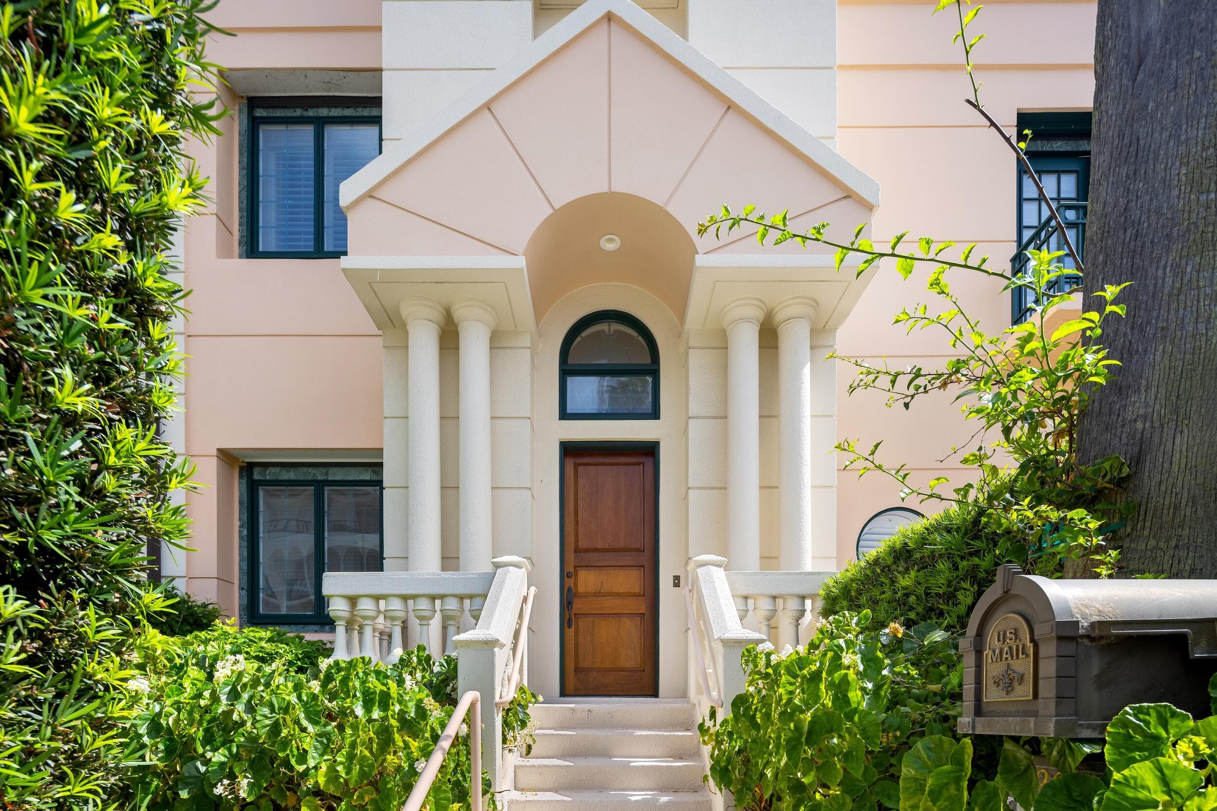 307 Everglade Avenue, Palm Beach, FL 33480 5