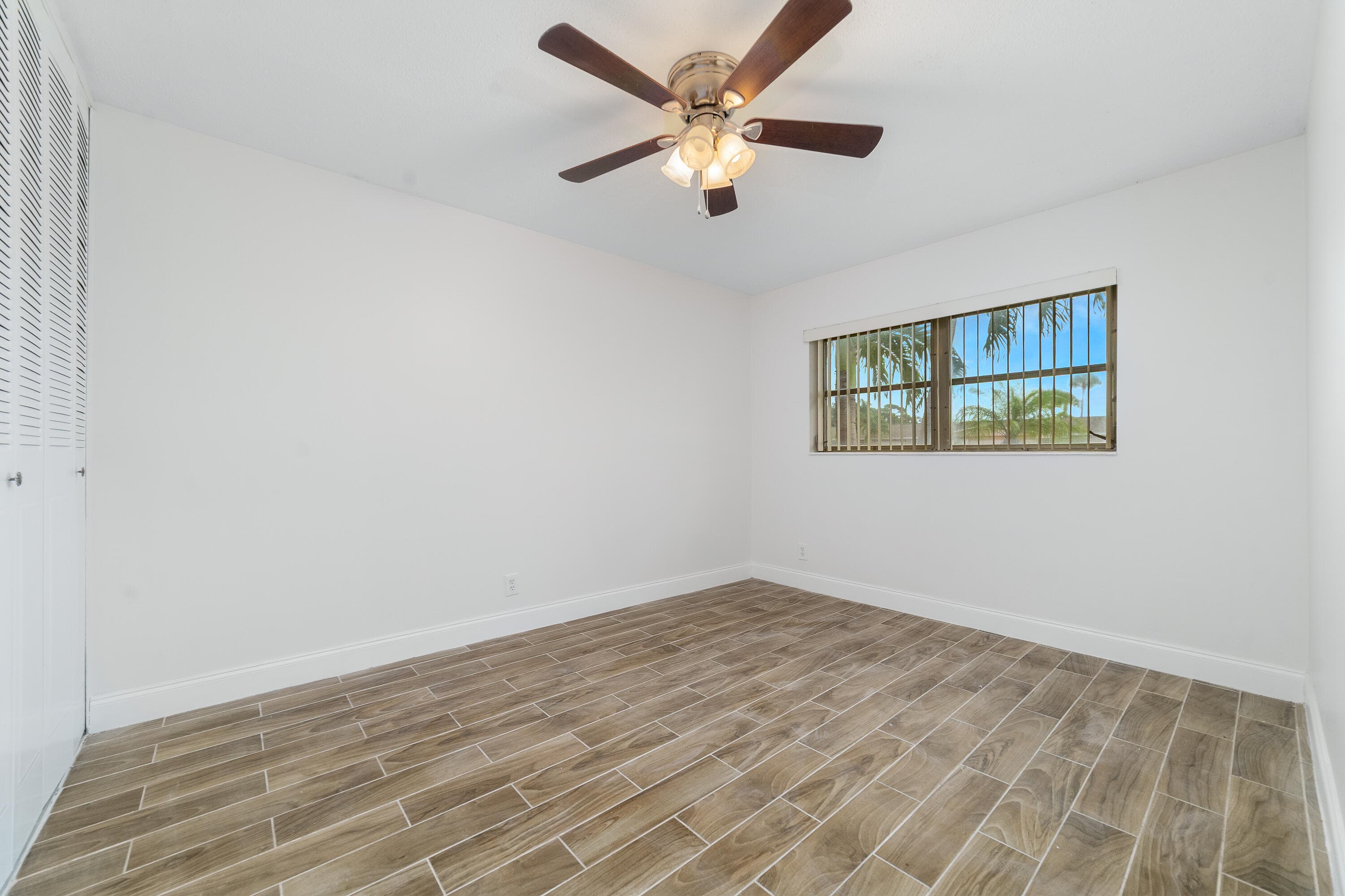 2567 Dudley Drive W F, West Palm Beach, FL 33415 24
