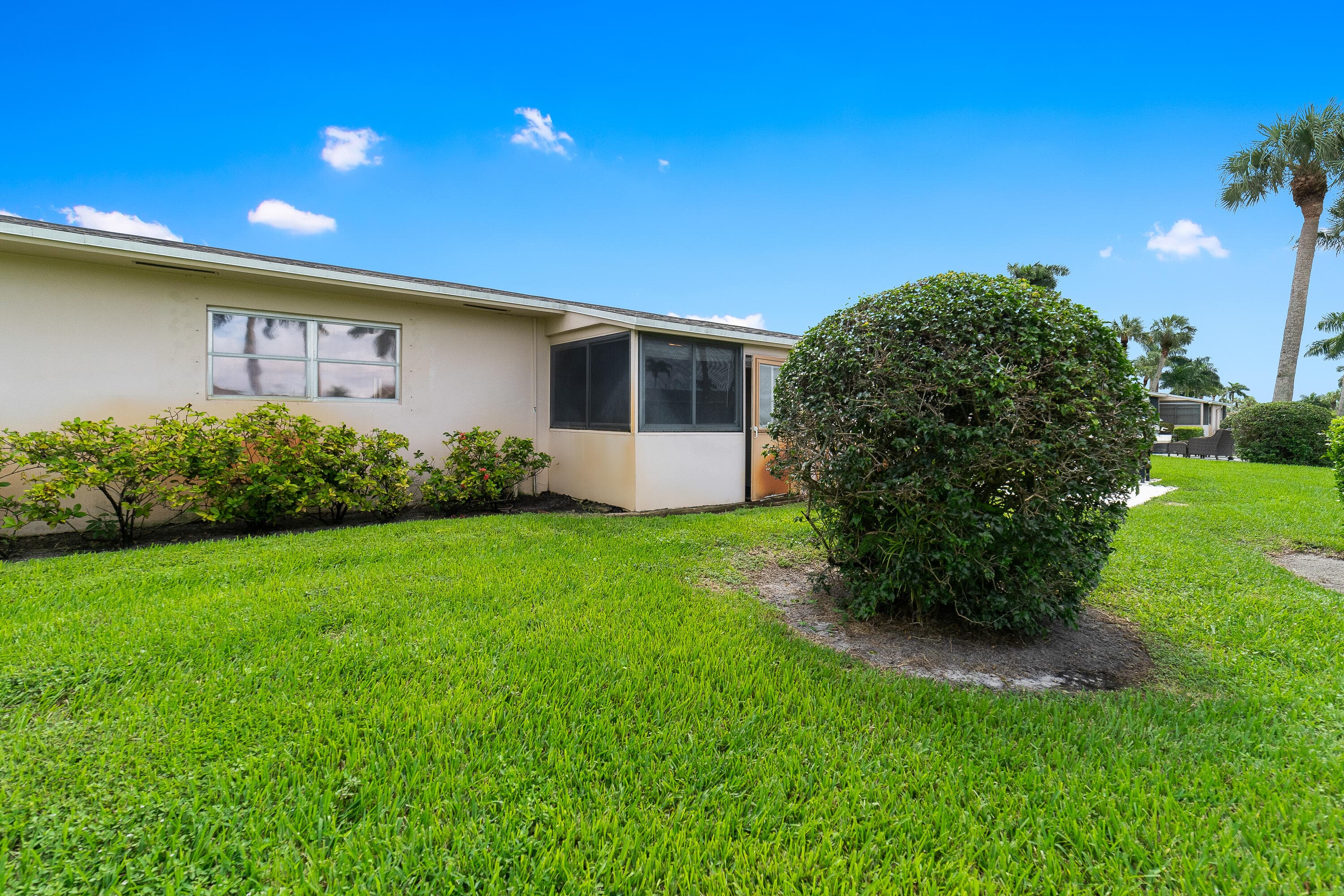 2567 Dudley Drive W F, West Palm Beach, FL 33415 34
