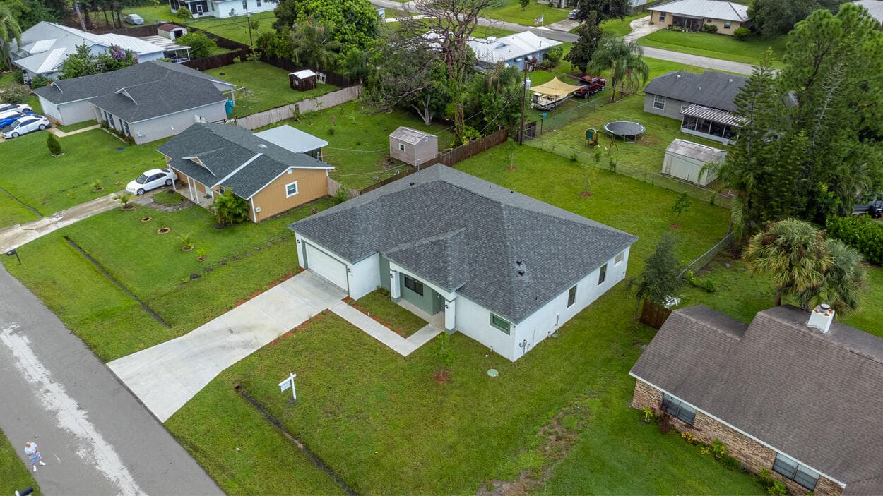 1143 SW Estaugh Avenue, Port St. Lucie, FL 34953 2