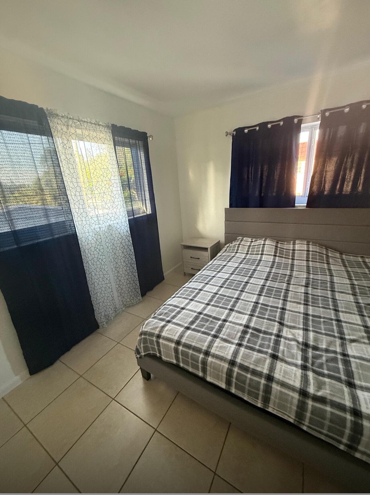 811 SE 16th Street, Fort Lauderdale, FL 33316 3