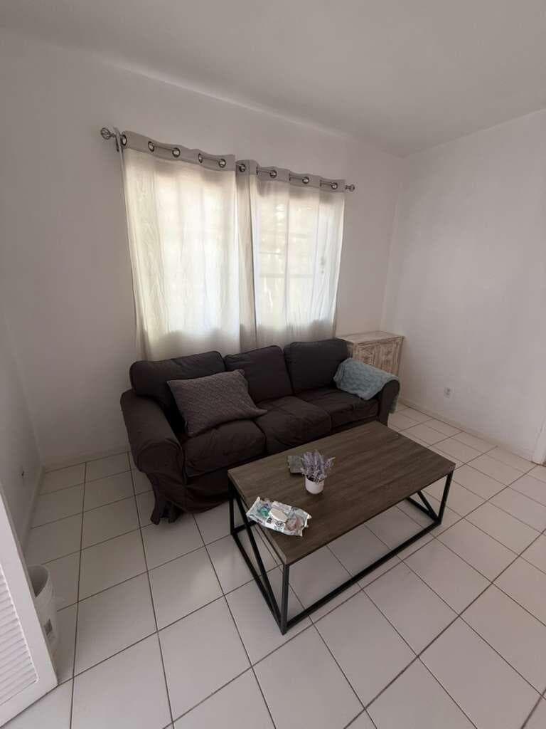 105 NE 16th Terrace, Fort Lauderdale, FL 33301 9